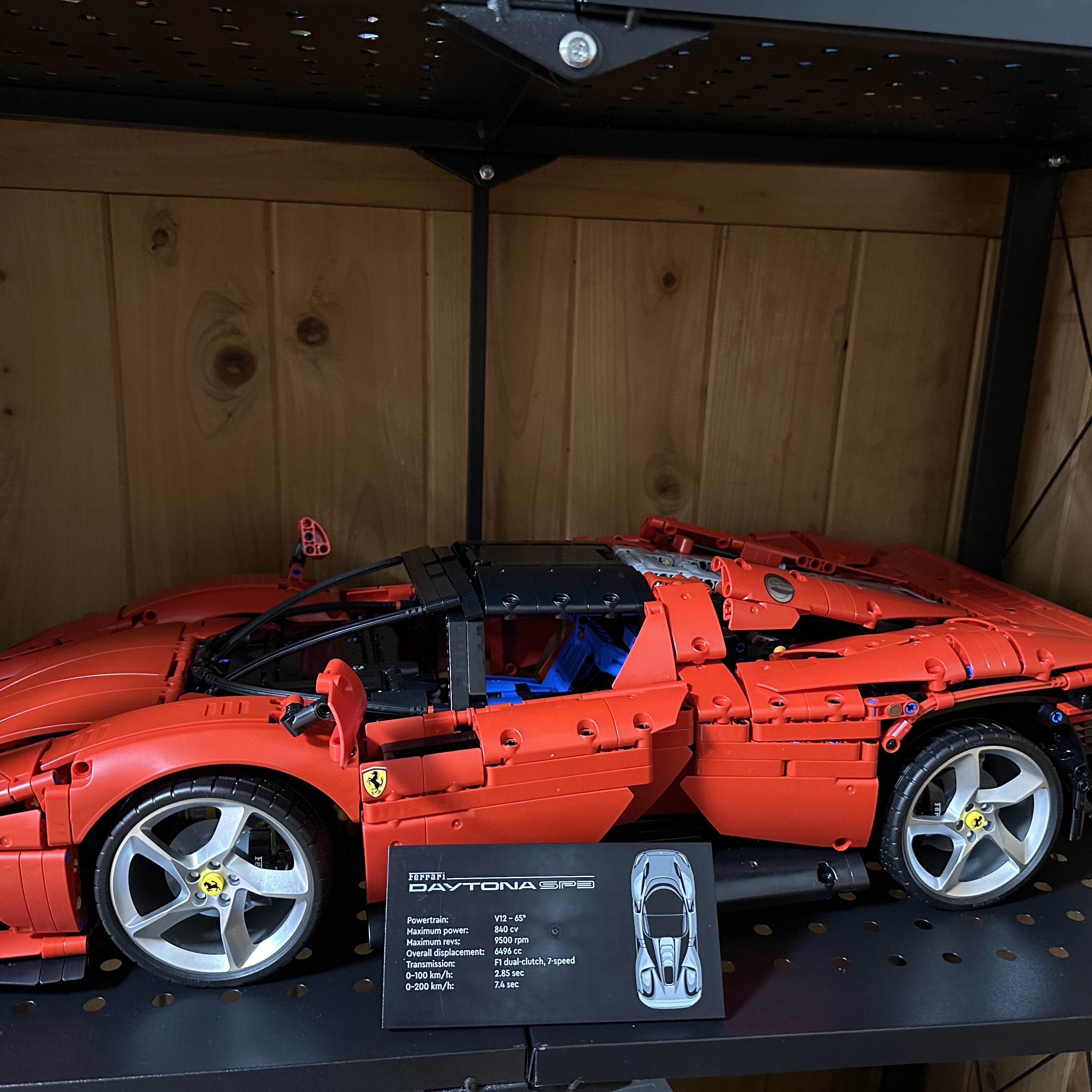 Lego Ferrari Daytona SP3 착용 스타일 - 1