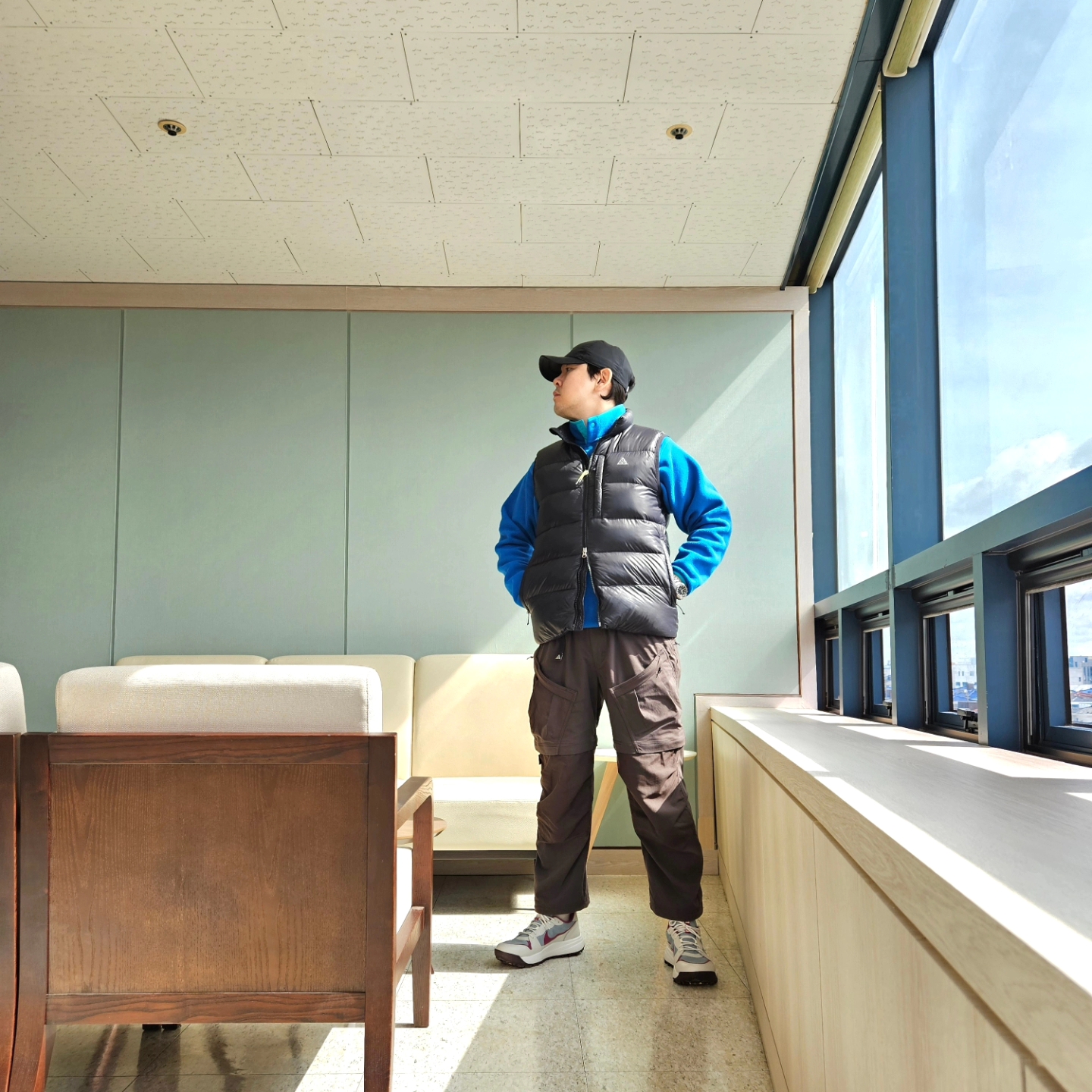 Nike ACG Trail Cap Black, Nike ACG Smith Summit Cargo Pants Velvet Brown - Asia 착용 스타일 - 2