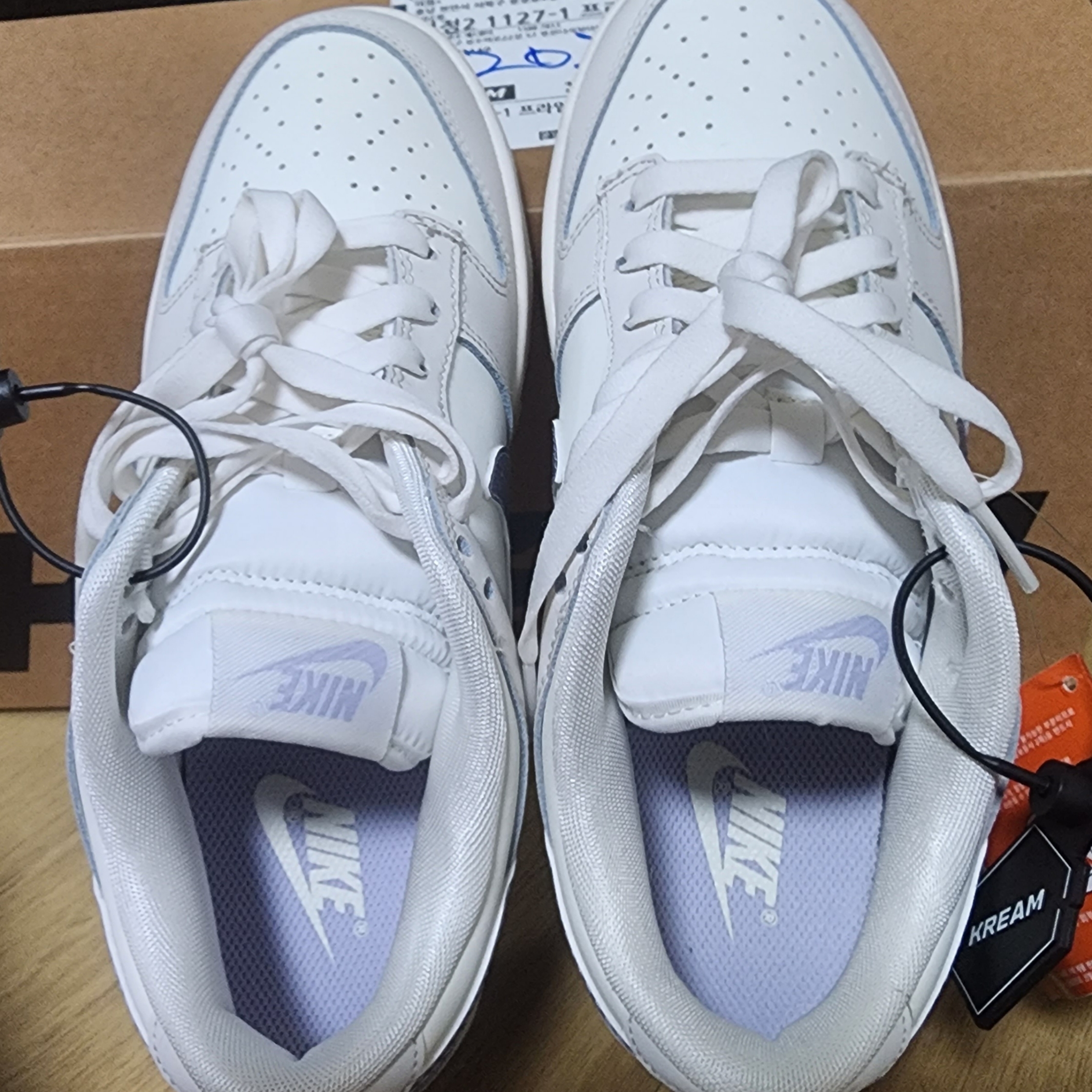 (W) Nike Dunk Low ESS Trend Sail Oxygen Purple 착용 스타일 - 3