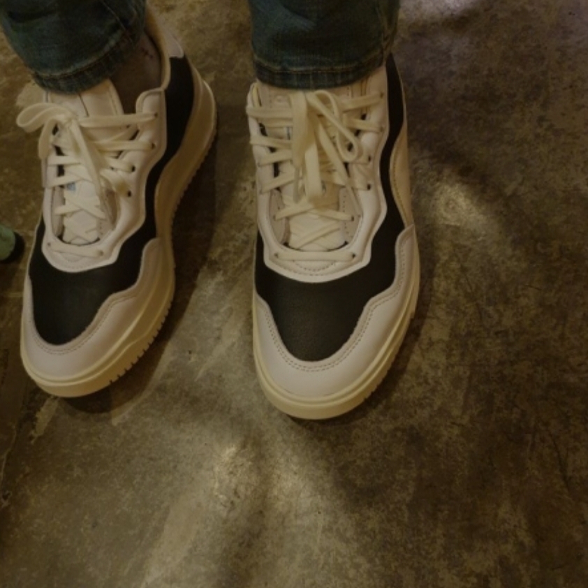 Adidas SC Premiere Cloud White Core Black 착용 스타일