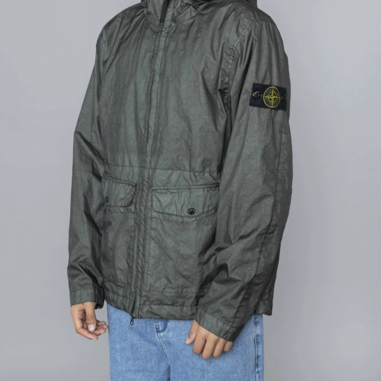 Stone Island 41123 Membrana 3L TC Hooded Jacket Black - 24SS 착용 스타일