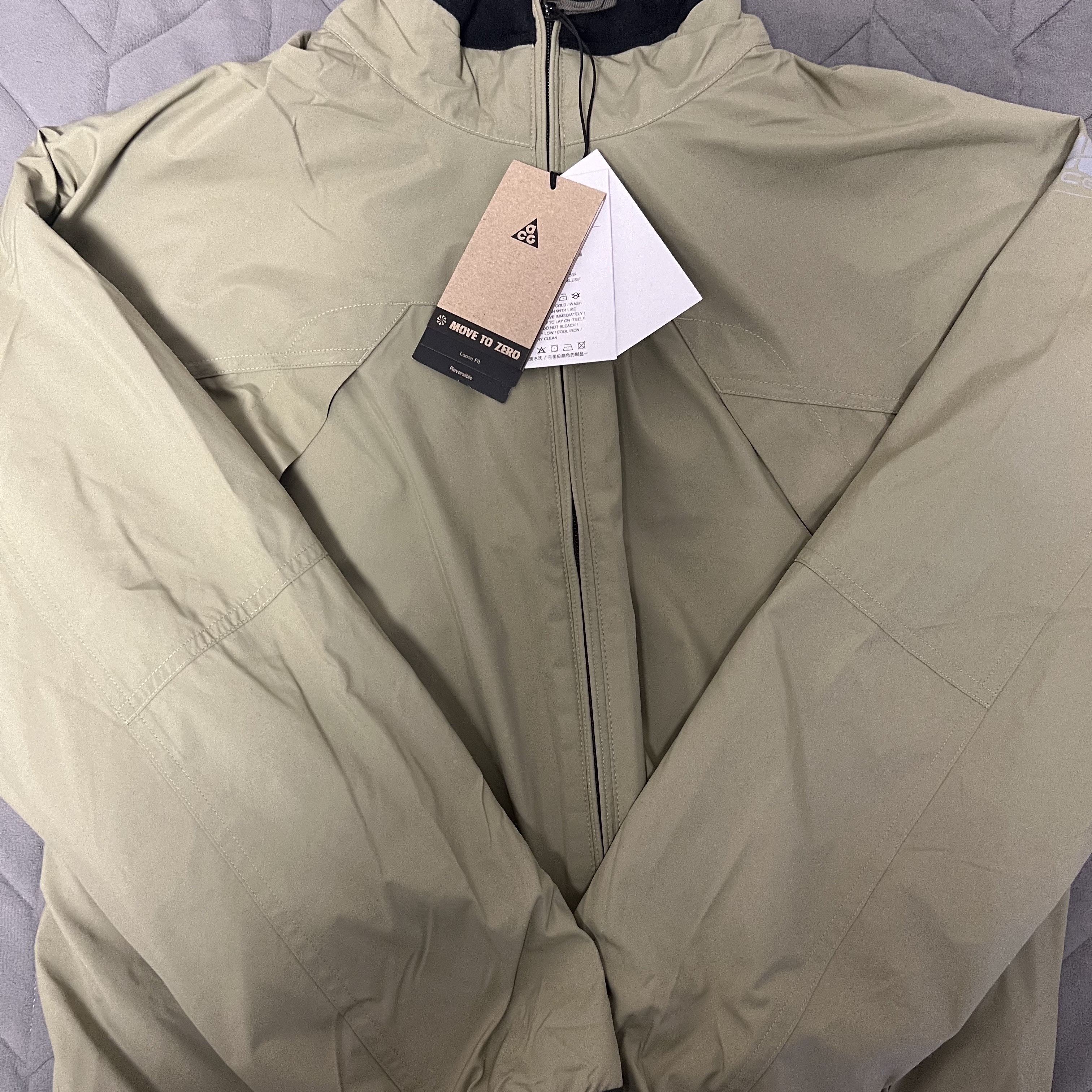 Nike ACG Oregon Series Reissue Reversible Jacket Neutral Olive - Asia 착용 스타일 - 1