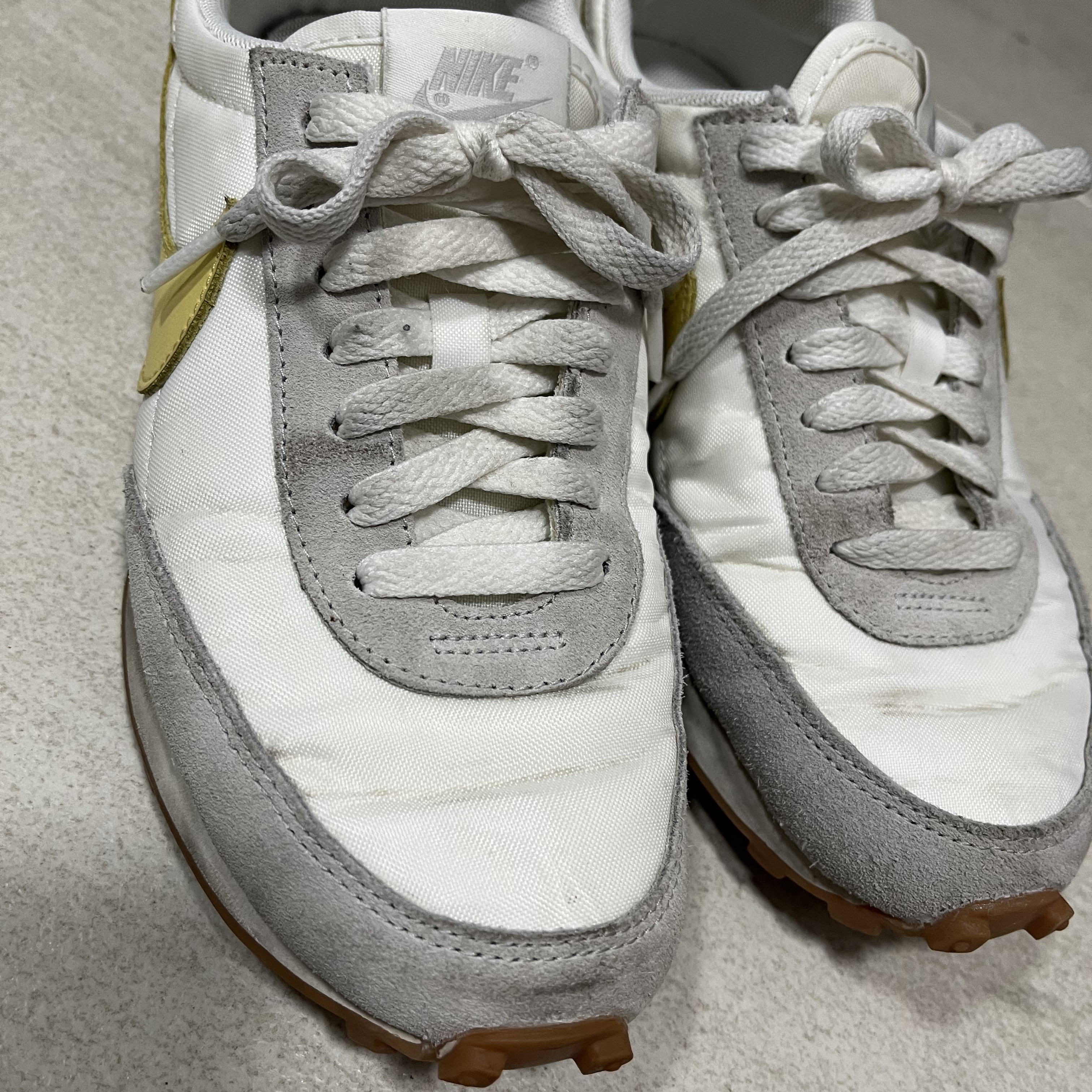 (W) Nike Daybreak Summit White Saturn Gold 착용 스타일