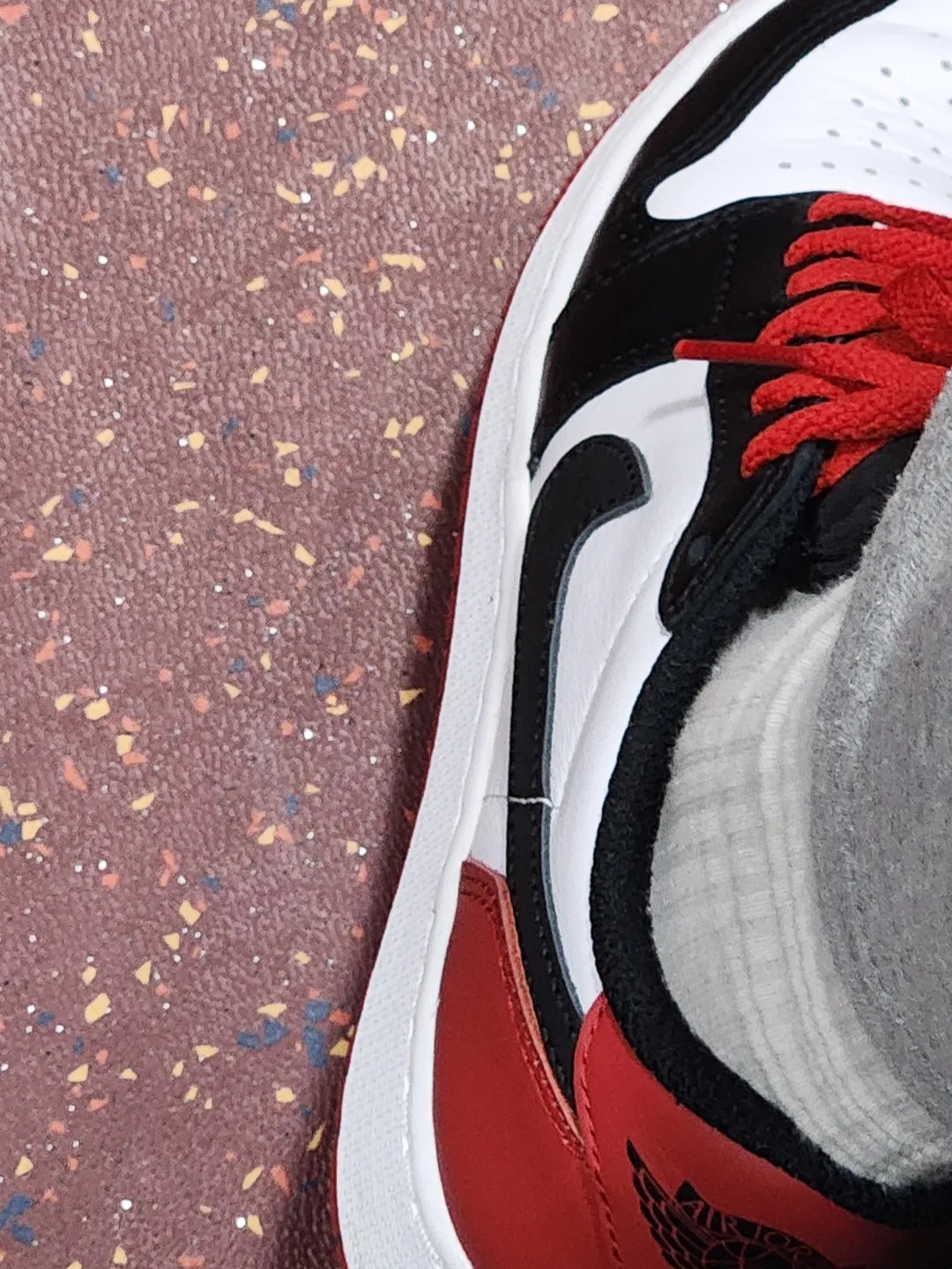 (GS) Jordan 1 Retro Low OG Black Toe 착용 스타일