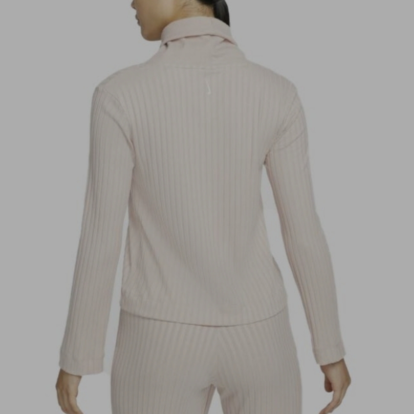 (W) Nike Yoga Luxe Fuzzy Ribbed Pants Pink Oxford - Asia, (W) Nike Yoga Luxe Fuzzy Ribbed Long Sleeve Pink Oxford - Asia 착용 스타일 - 2