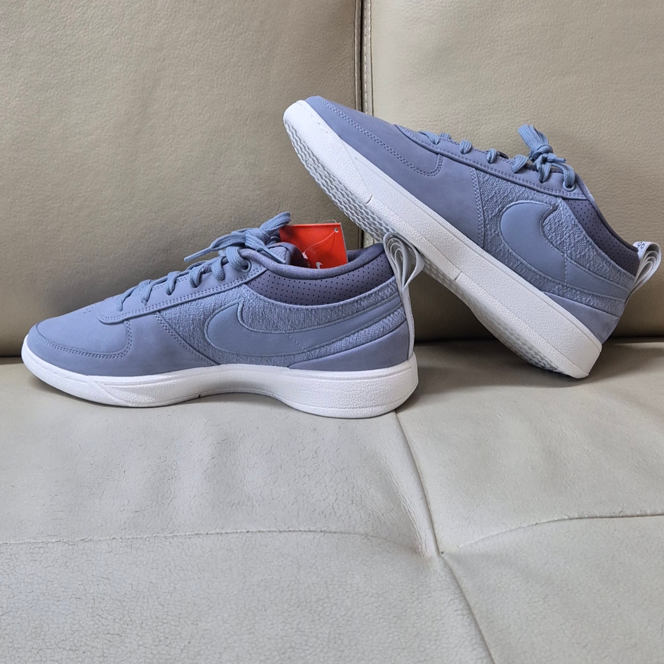 Nike Book 1 EP Mirage V2 착용 스타일