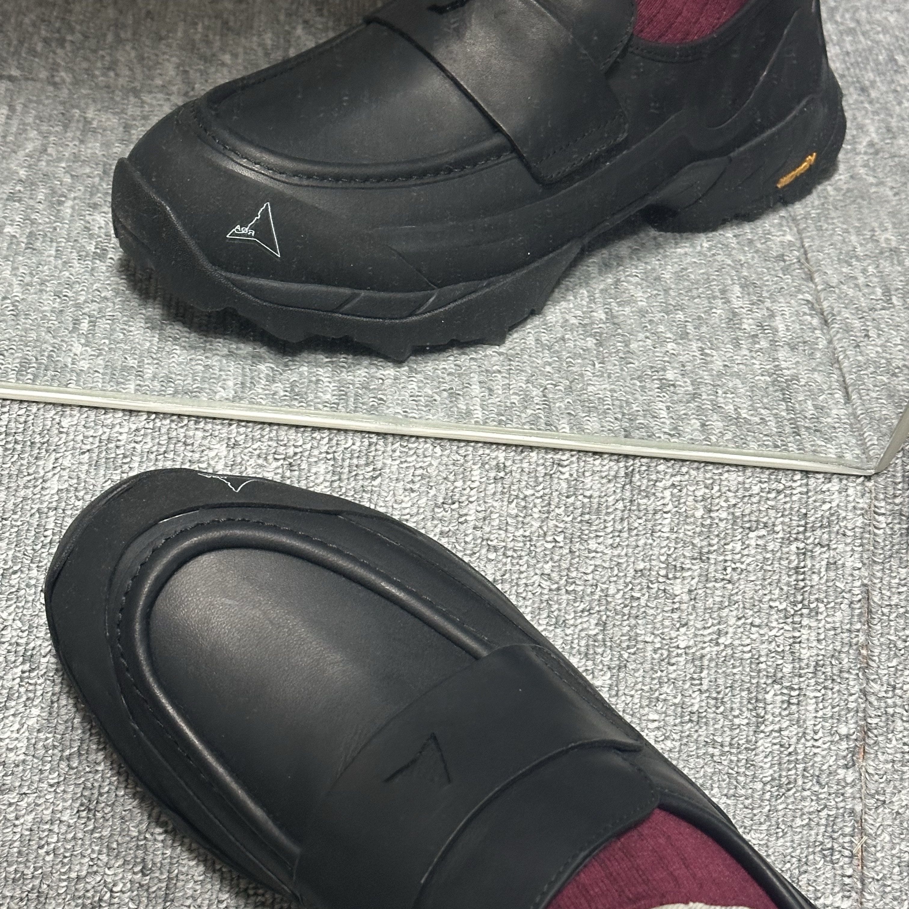 Roa Hiking Loafer Black 착용 스타일 - 3