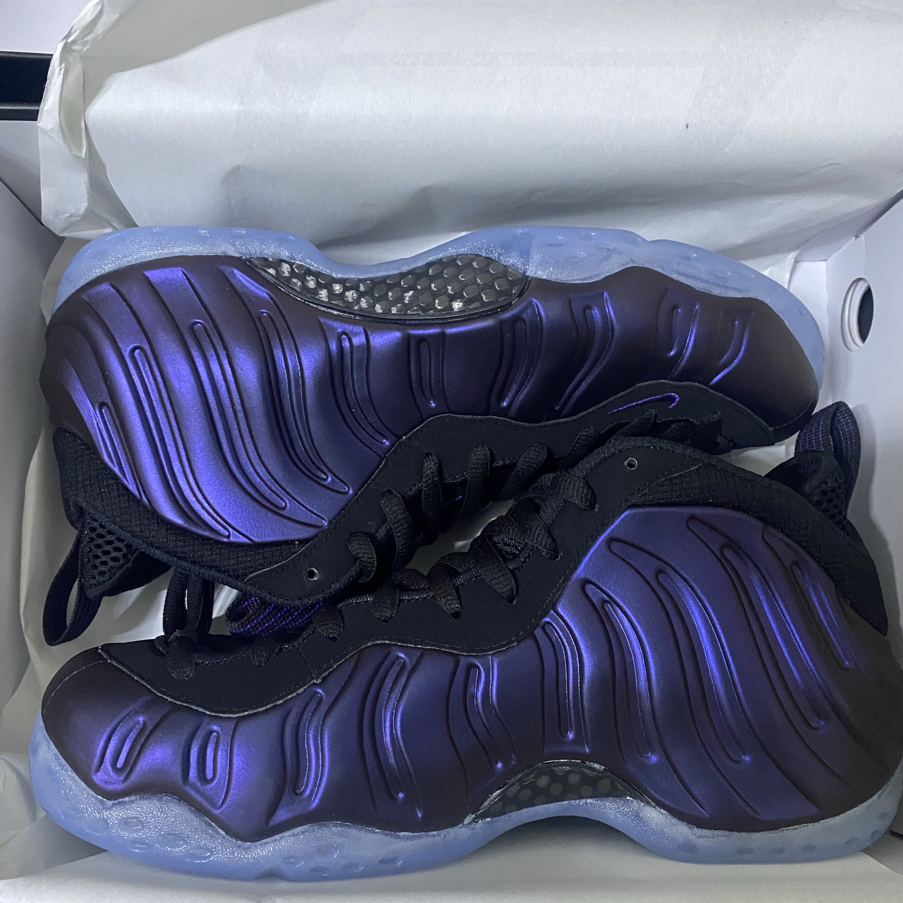 Nike Air Foamposite One Black Varsity Purple 착용 스타일 - 2