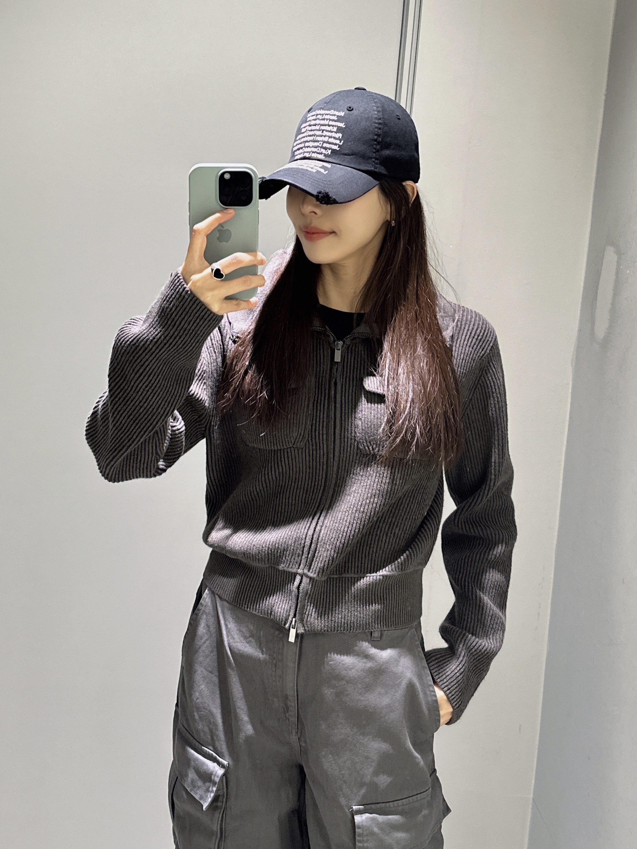Asics Gel-Kayano 14 Black Pure Silver, [KREAM 단독] ADSB Andersson Bell Robyn Varsity Jacket Red 착용 스타일 - 1