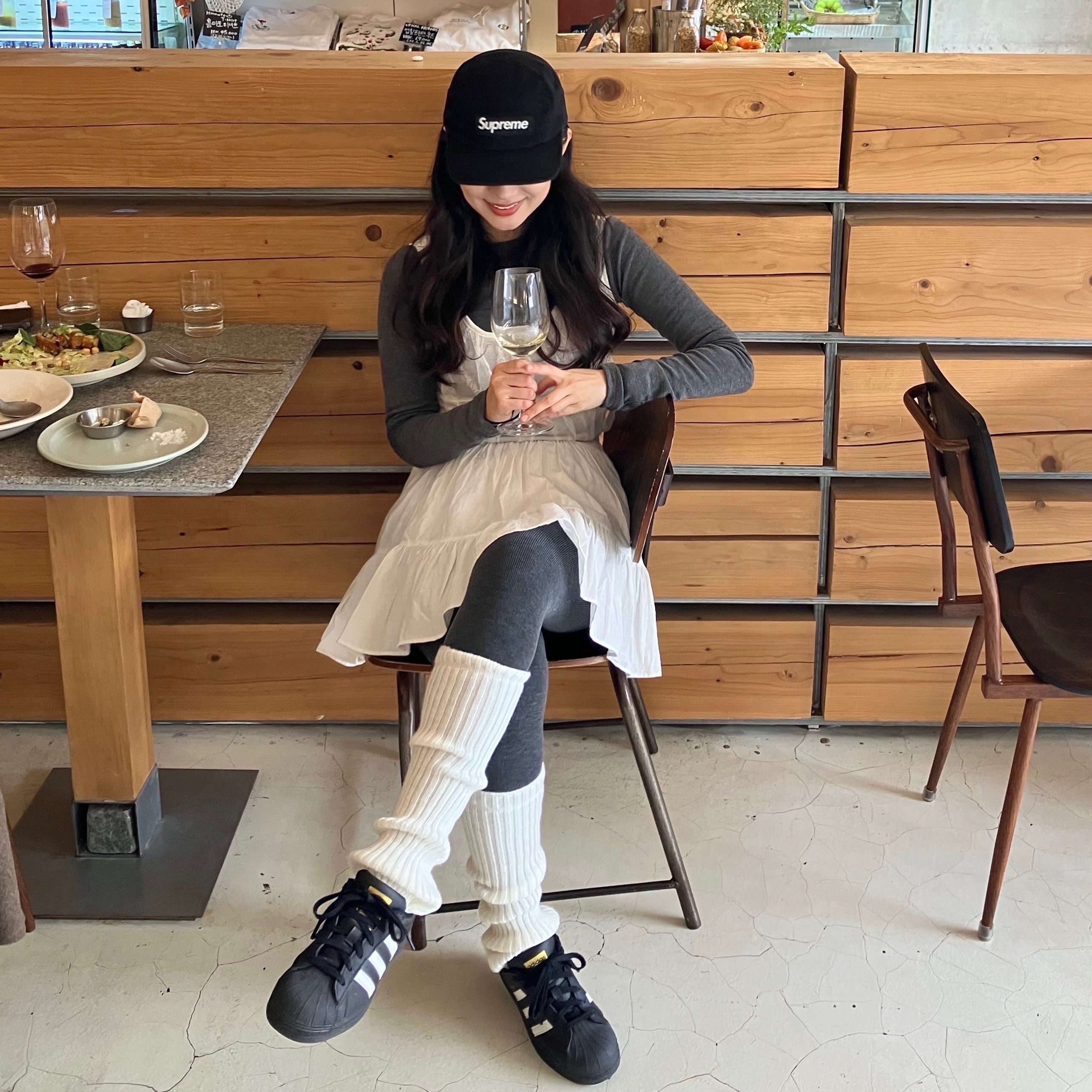 Supreme Washed Chino Twill Camp Cap Black, (J) Adidas Superstar Black White 착용 스타일