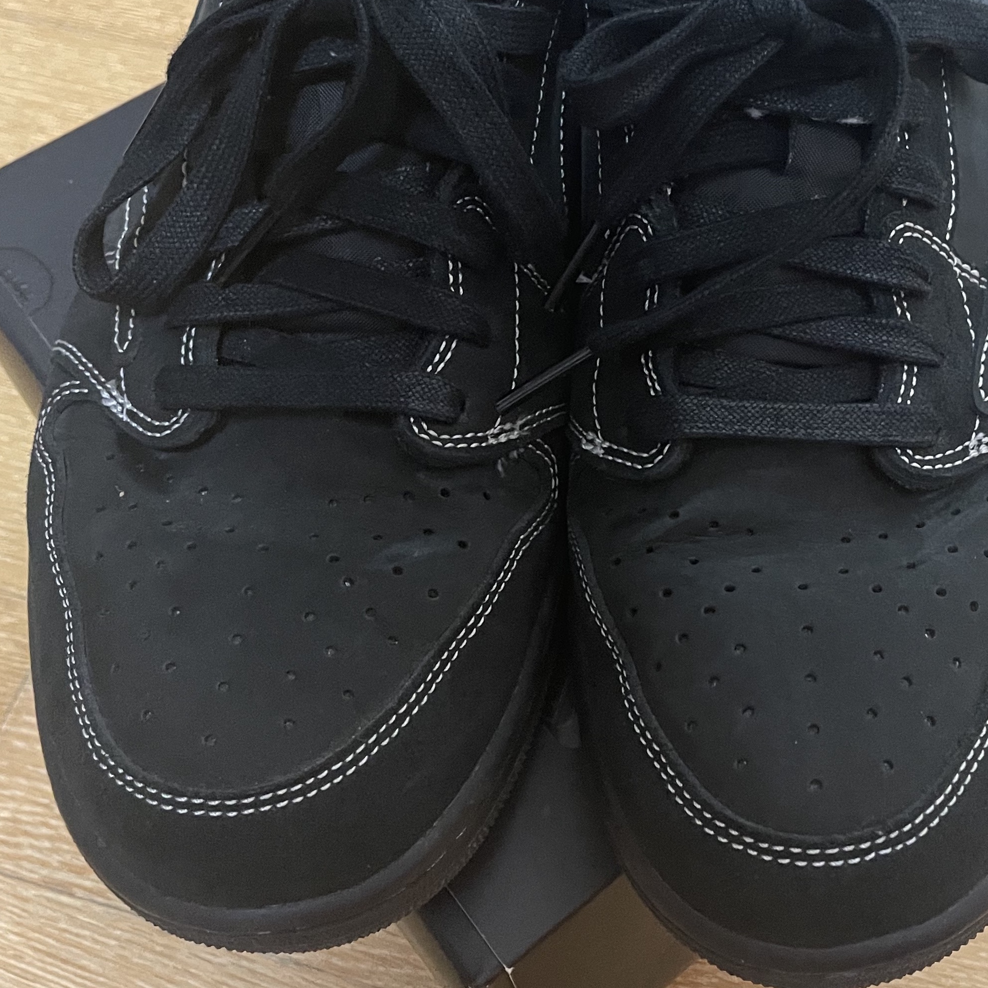 Jordan 1 x Travis Scott Retro Low OG SP Black Phantom 착용 스타일