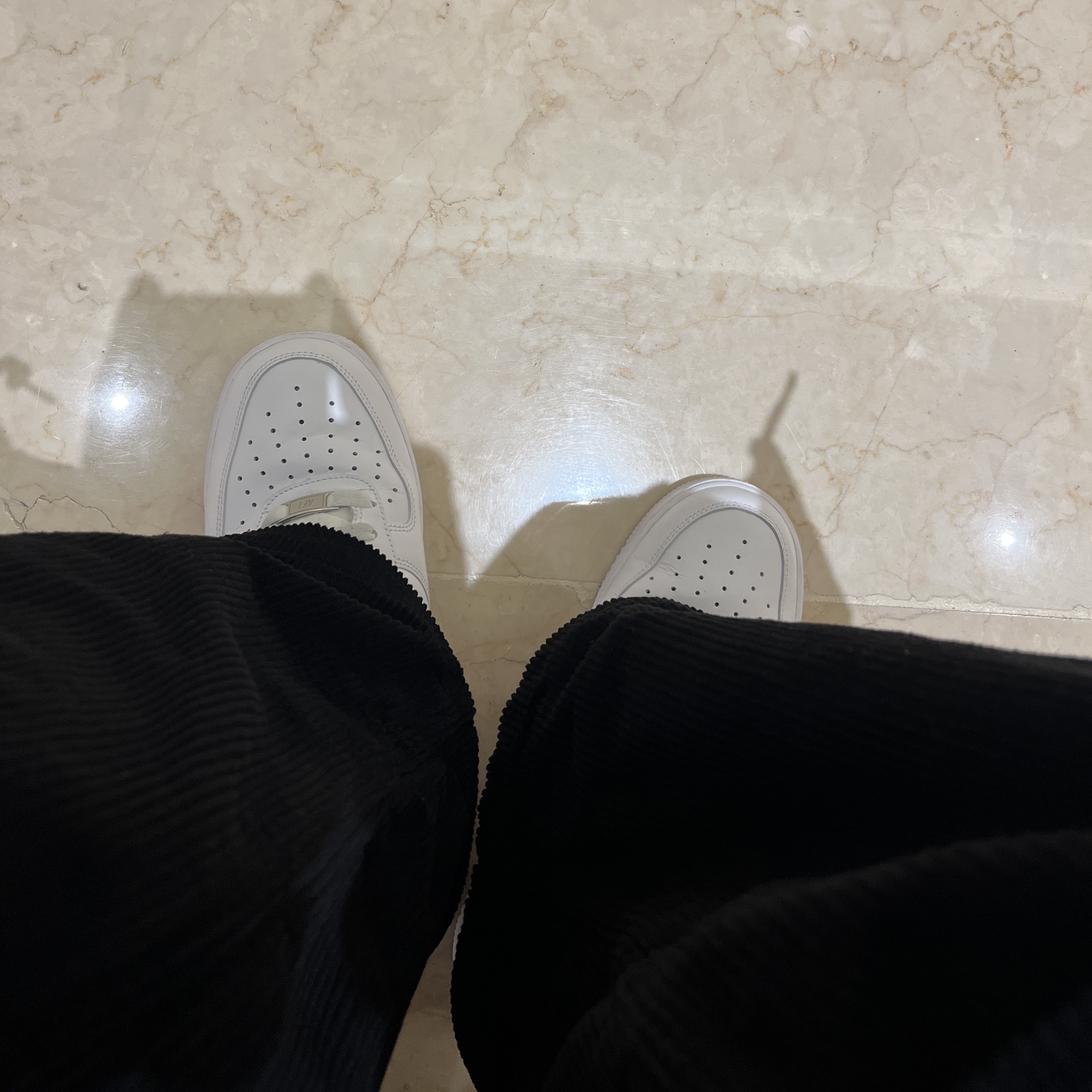 Nike Air Force 1 '07 Low White 착용 스타일