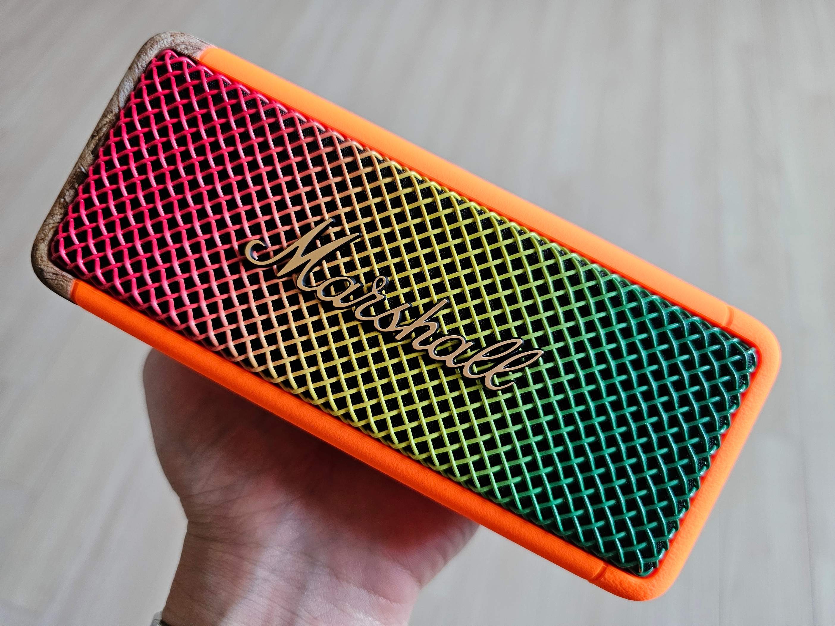 Marshall x Patta Emberton II Patta Edition Fluorescent Orange (Korean Ver.) 착용 스타일