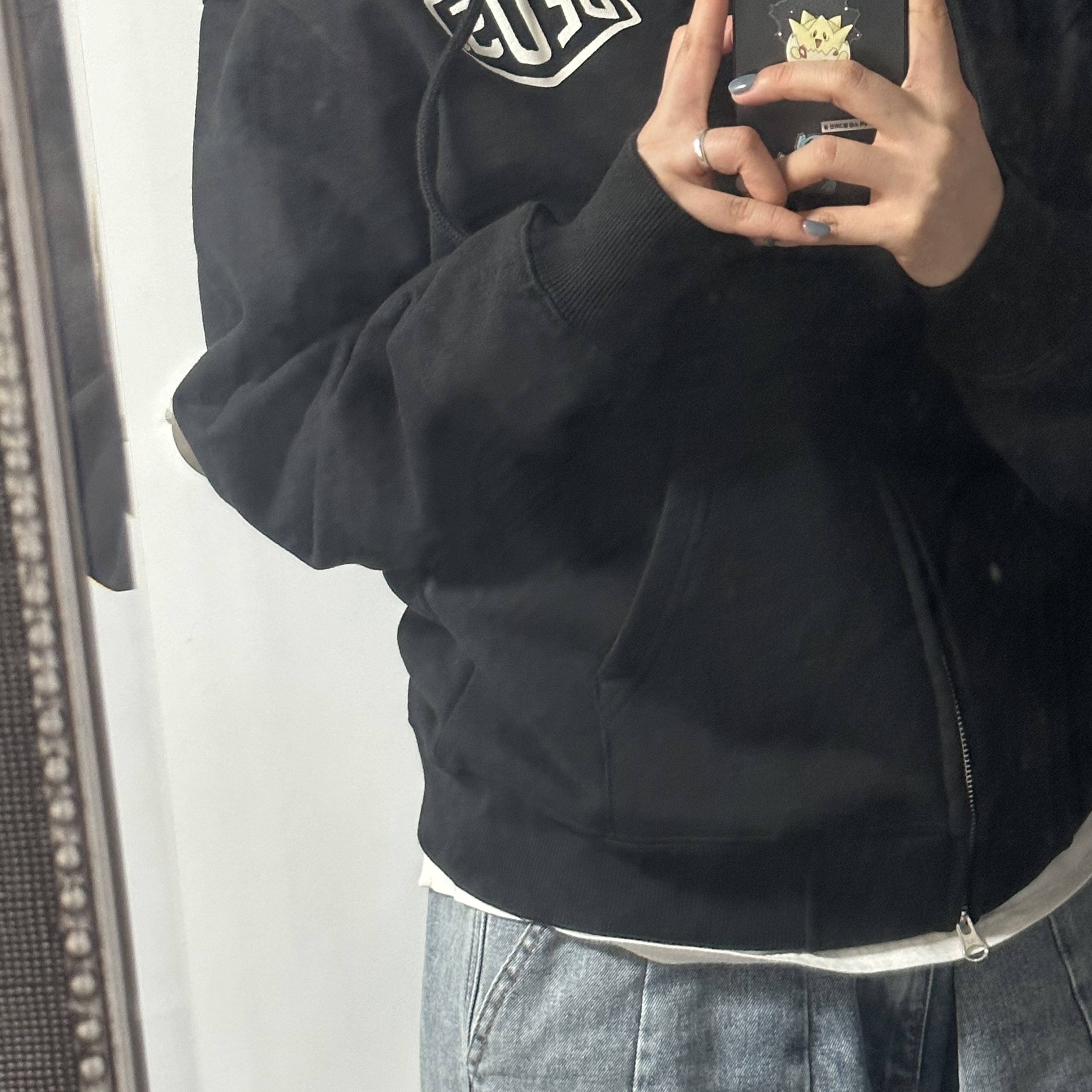 Deus Ex Machina Seoul College Hooded Jacket Black 착용 스타일 - 2
