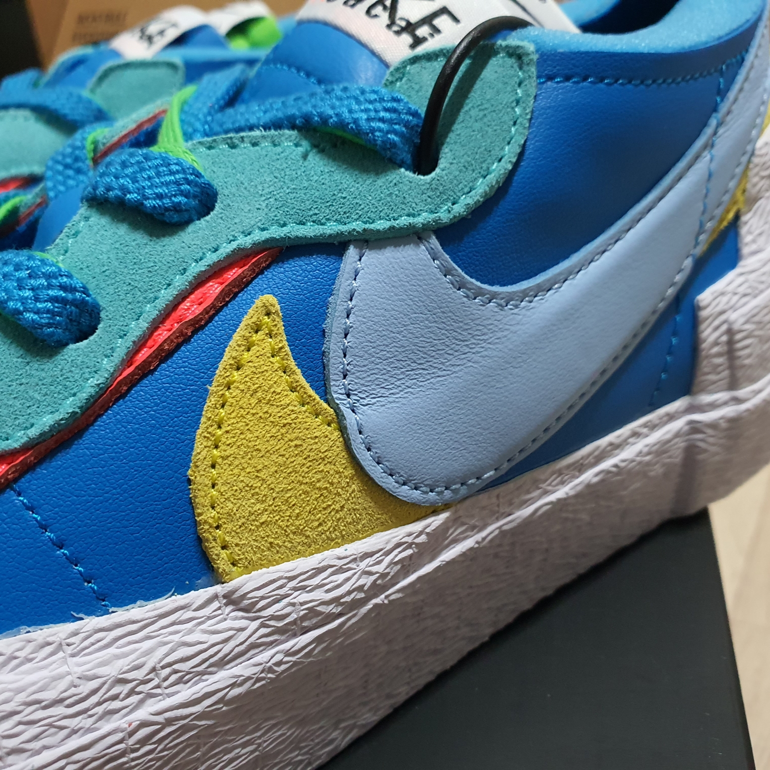 Nike x Sacai x Kaws Blazer Low Neptune Blue 착용 스타일 - 2