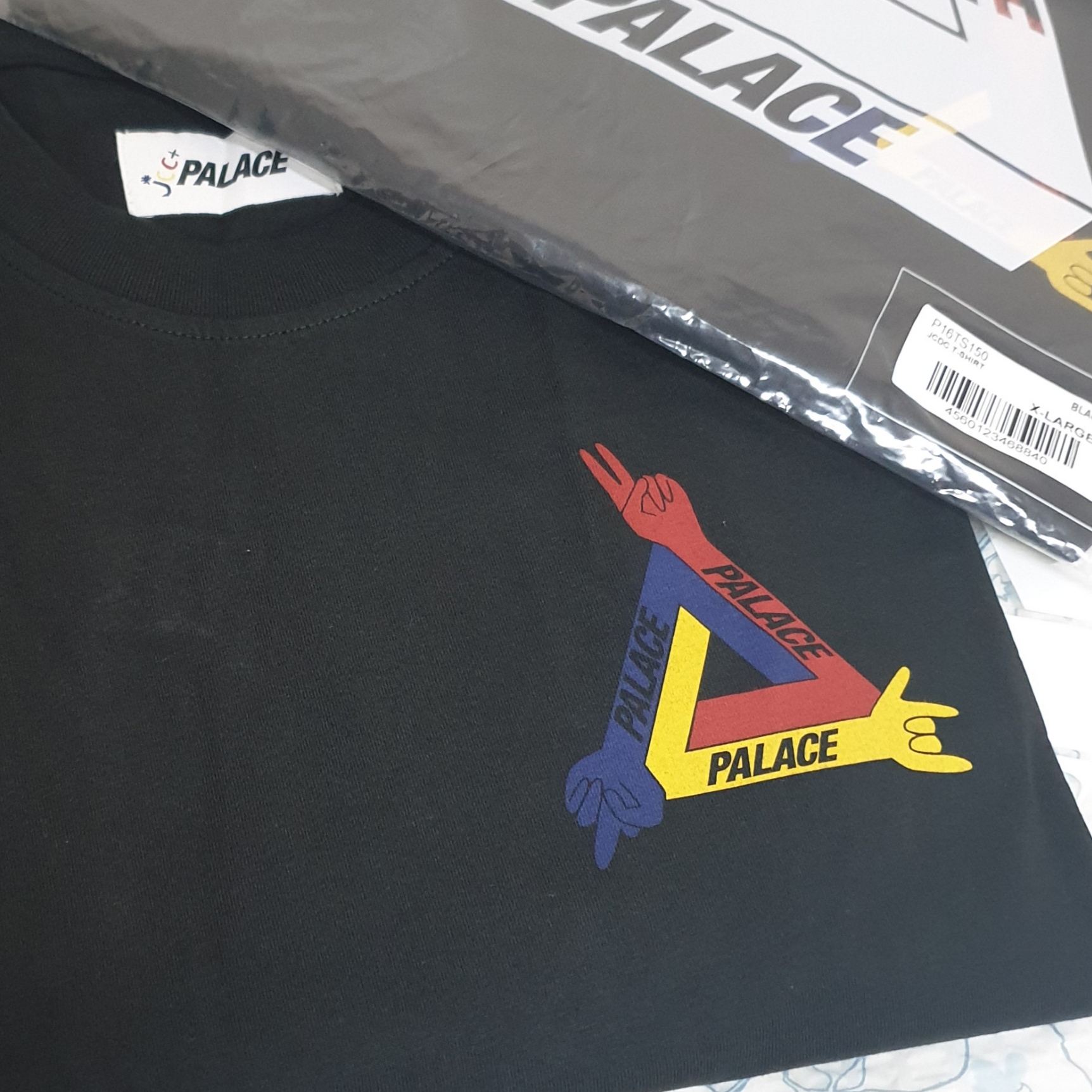 Palace JCDC Tri-Ferg T-Shirt White - 19SS 착용 스타일