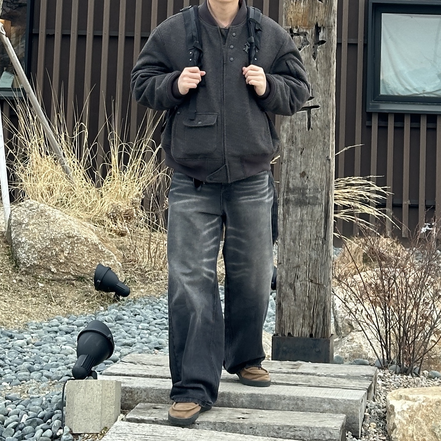 Uniqlo x Engineered Garments Pufftech Short Blouson Dark Gray - KR 착용 스타일