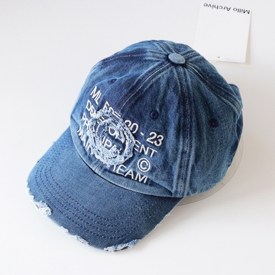 Millo Archive Core Denim Ball Cap Washed Blue, [KREAM 단독] ADSB Andersson Bell Sauvage Cotton Cardigan Green 착용 스타일 - 1