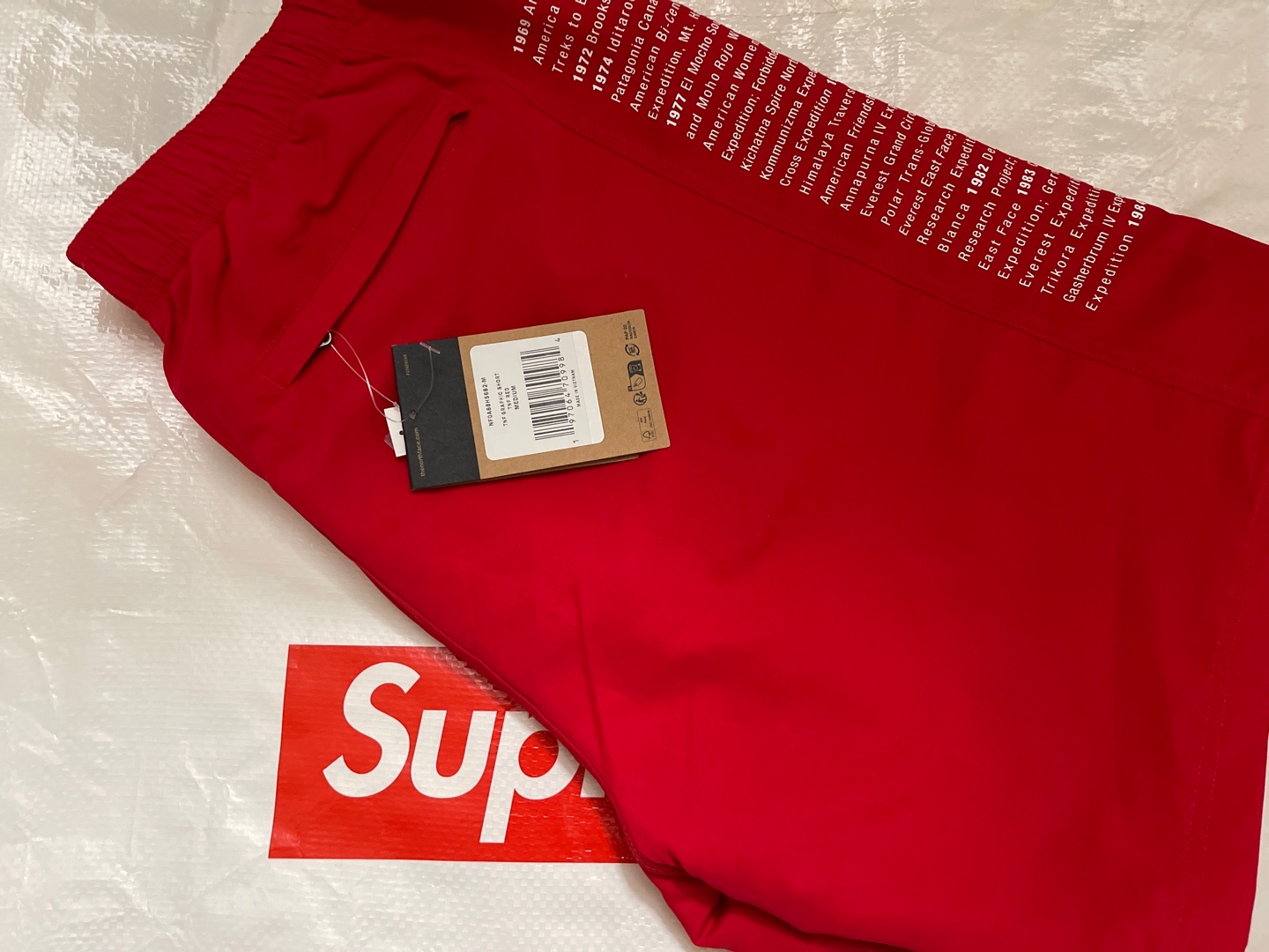 Supreme x The North Face Nylon Shorts Red - 24SS 착용 스타일