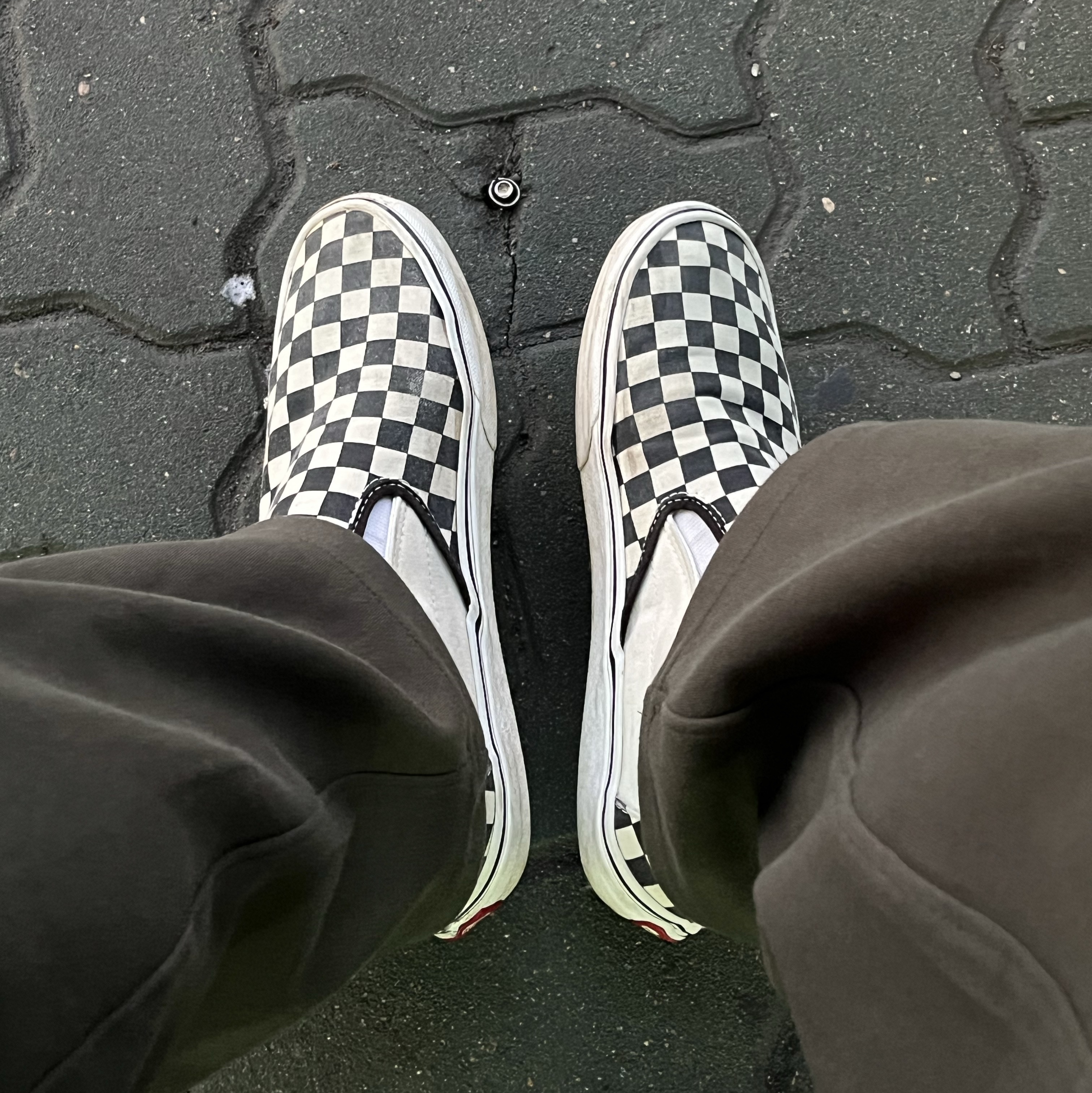 Vans Slip-On Checkerboard 착용 스타일