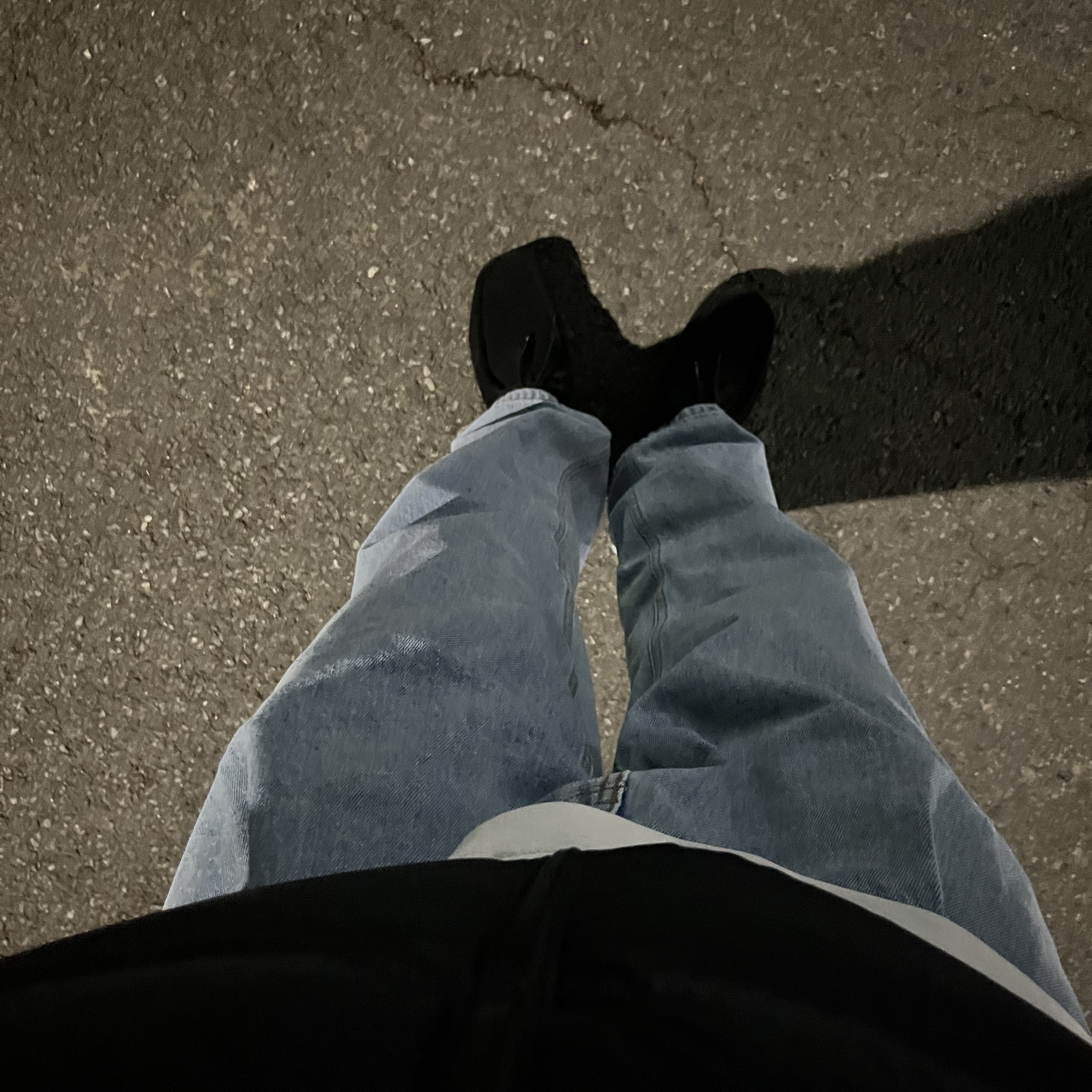 Clarks Wallabee Black Suede 착용 스타일