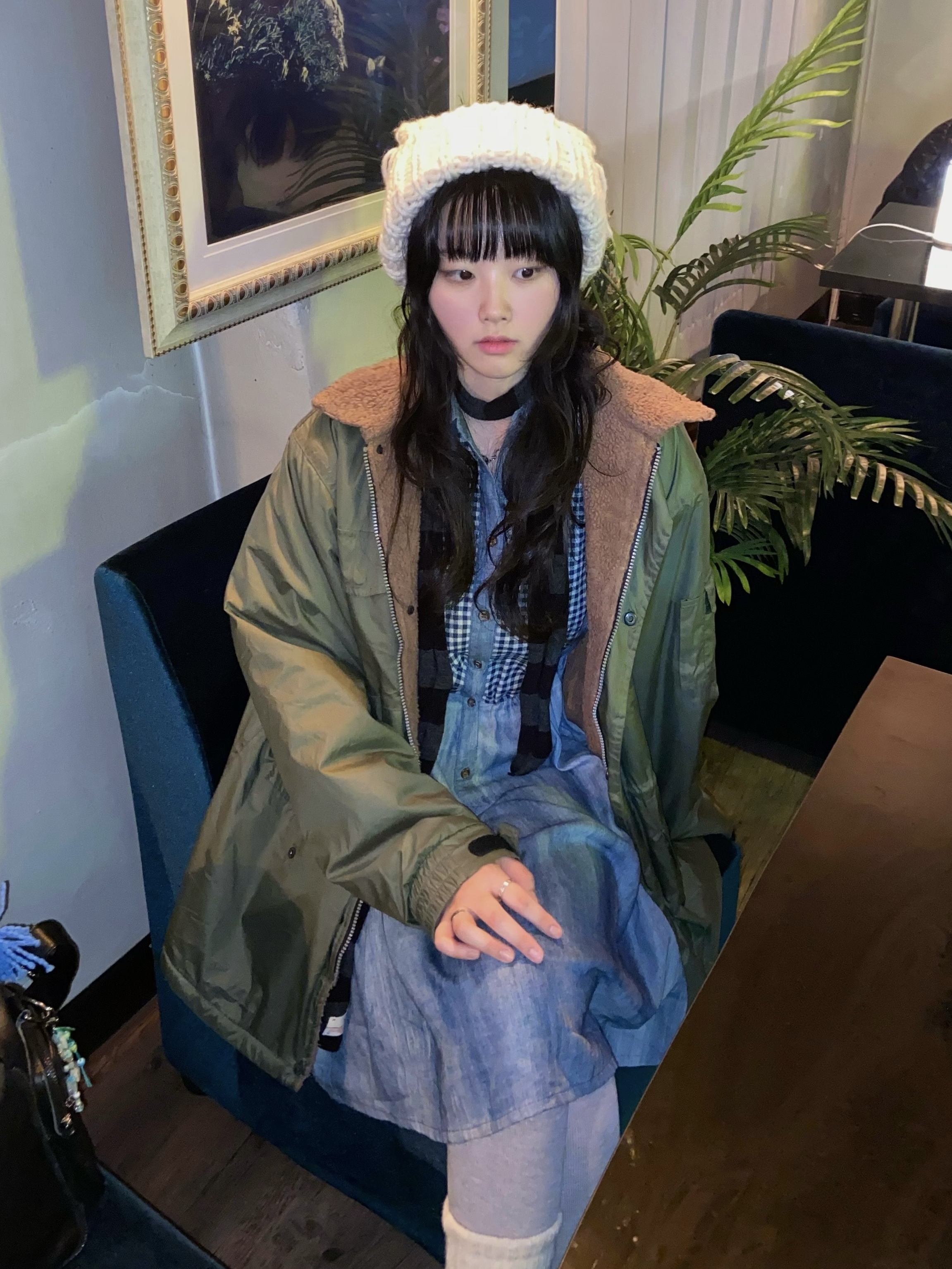 (W) UGG Classic Mini Platform Boots Chestnut 착용 스타일 - 2
