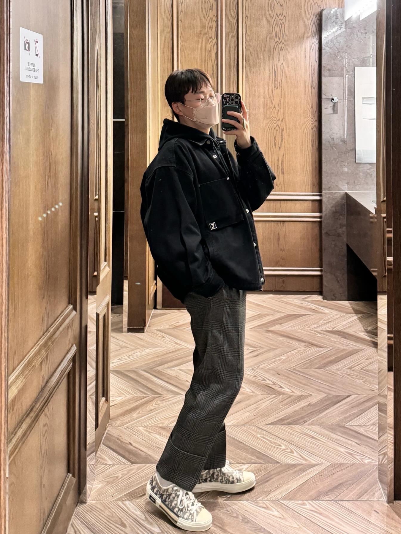 Wooyoungmi Flower Back Logo Hooded T-Shirt Black - 24SS, Wooyoungmi Volcano Denim Shirt Black - 23FW 착용 스타일 - 2