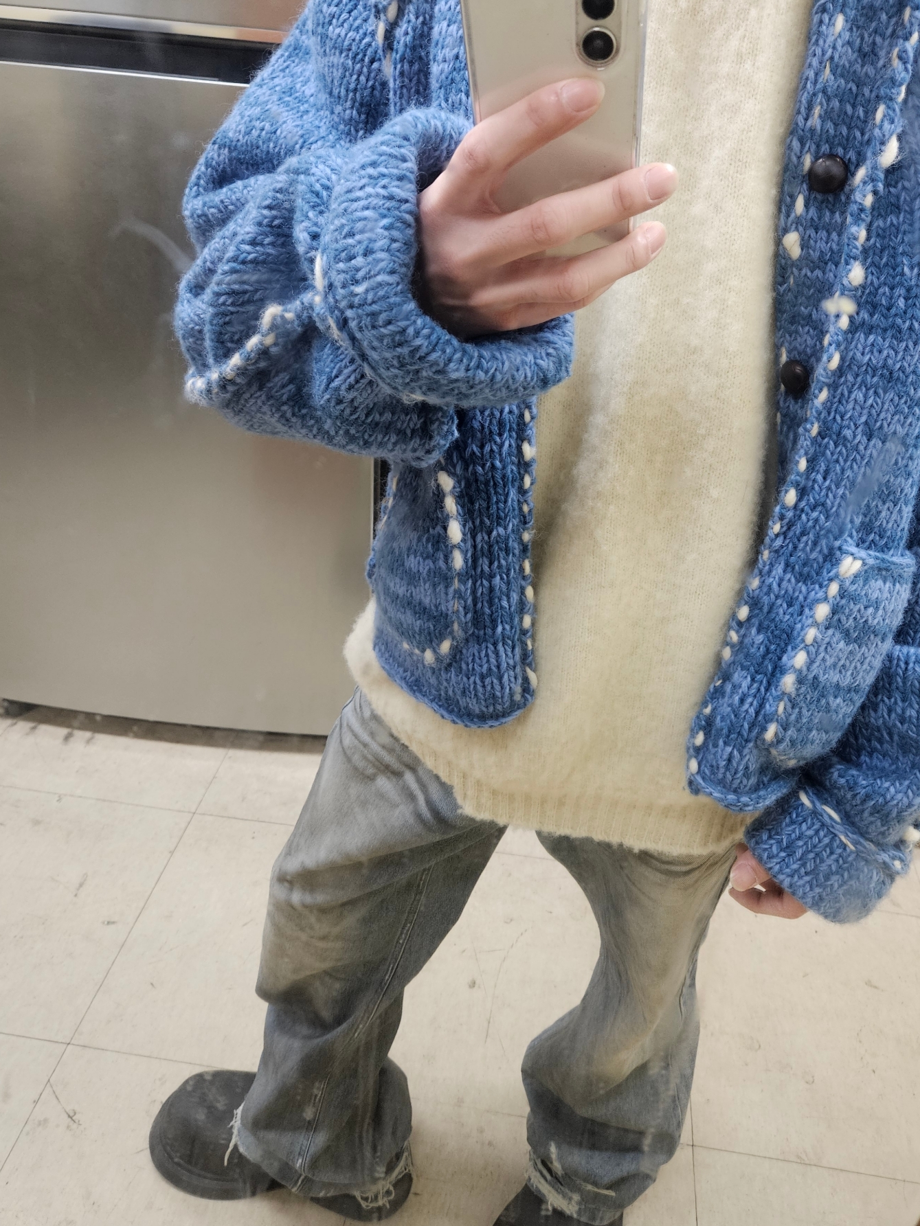 Kapital Wool Hand Knit Cowichan Railroad Jacket Navy, Balenciaga Steroid Derby Black 착용 스타일