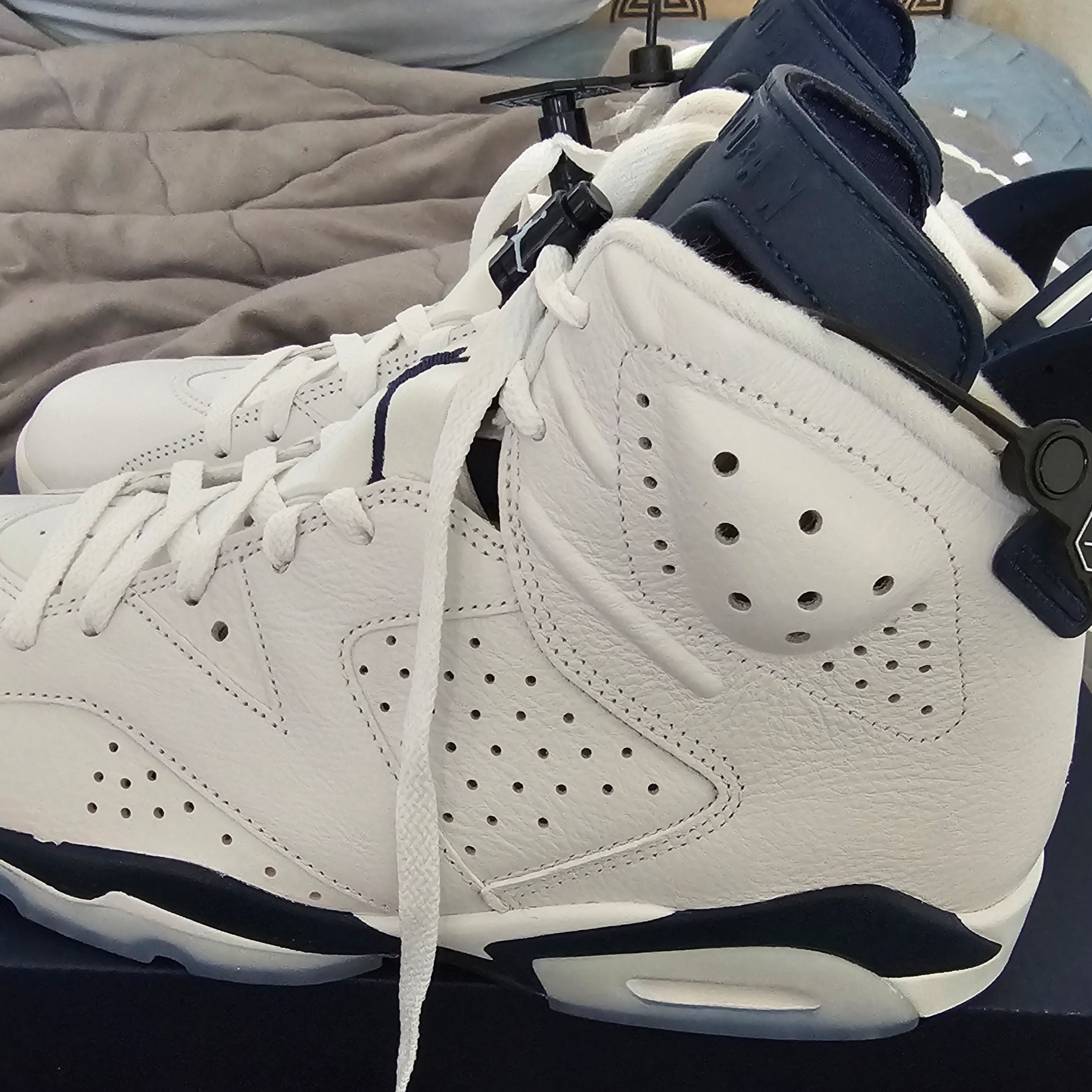 Jordan 6 Retro Midnight Navy 착용 스타일 - 2