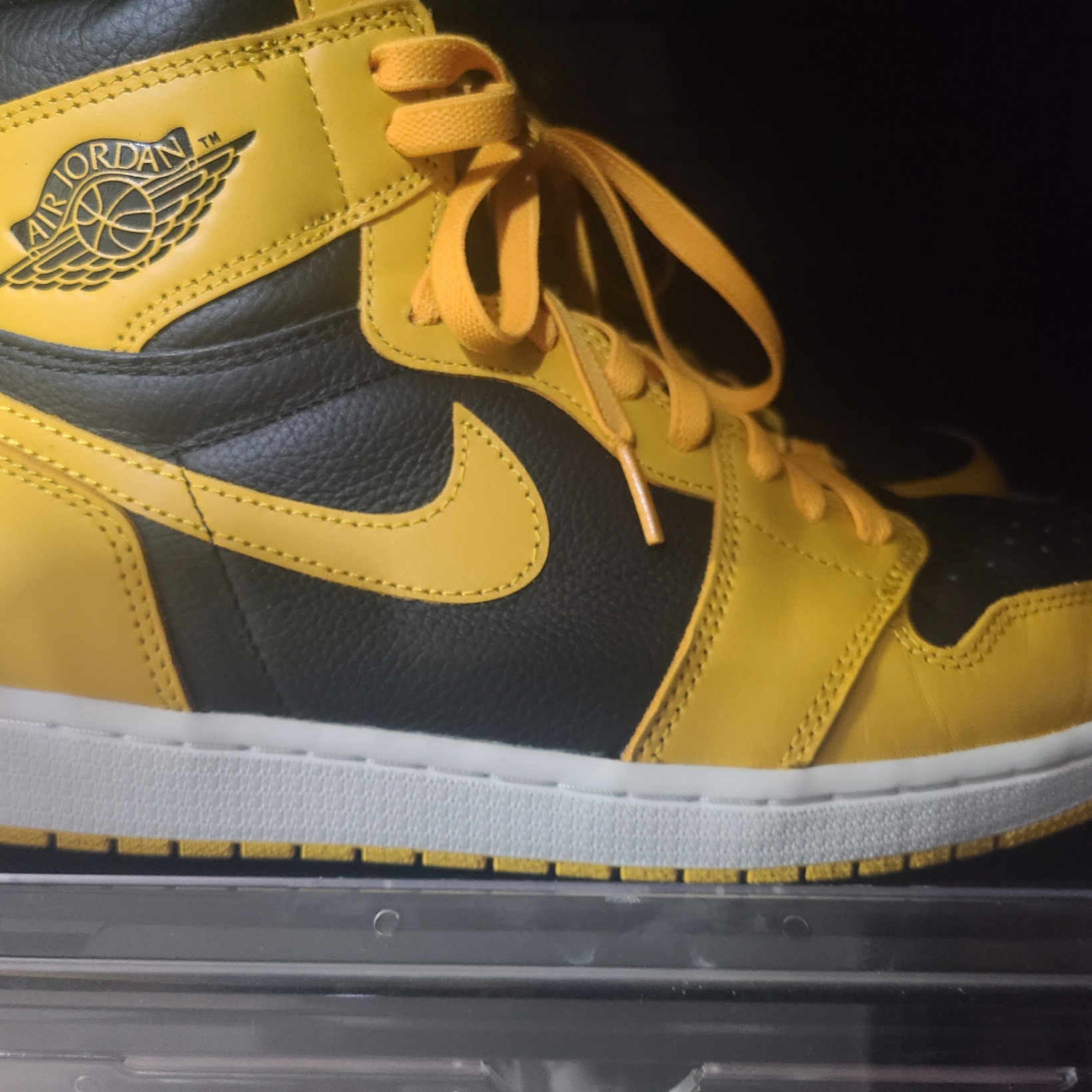 Jordan 1 Retro High OG Pollen 착용 스타일