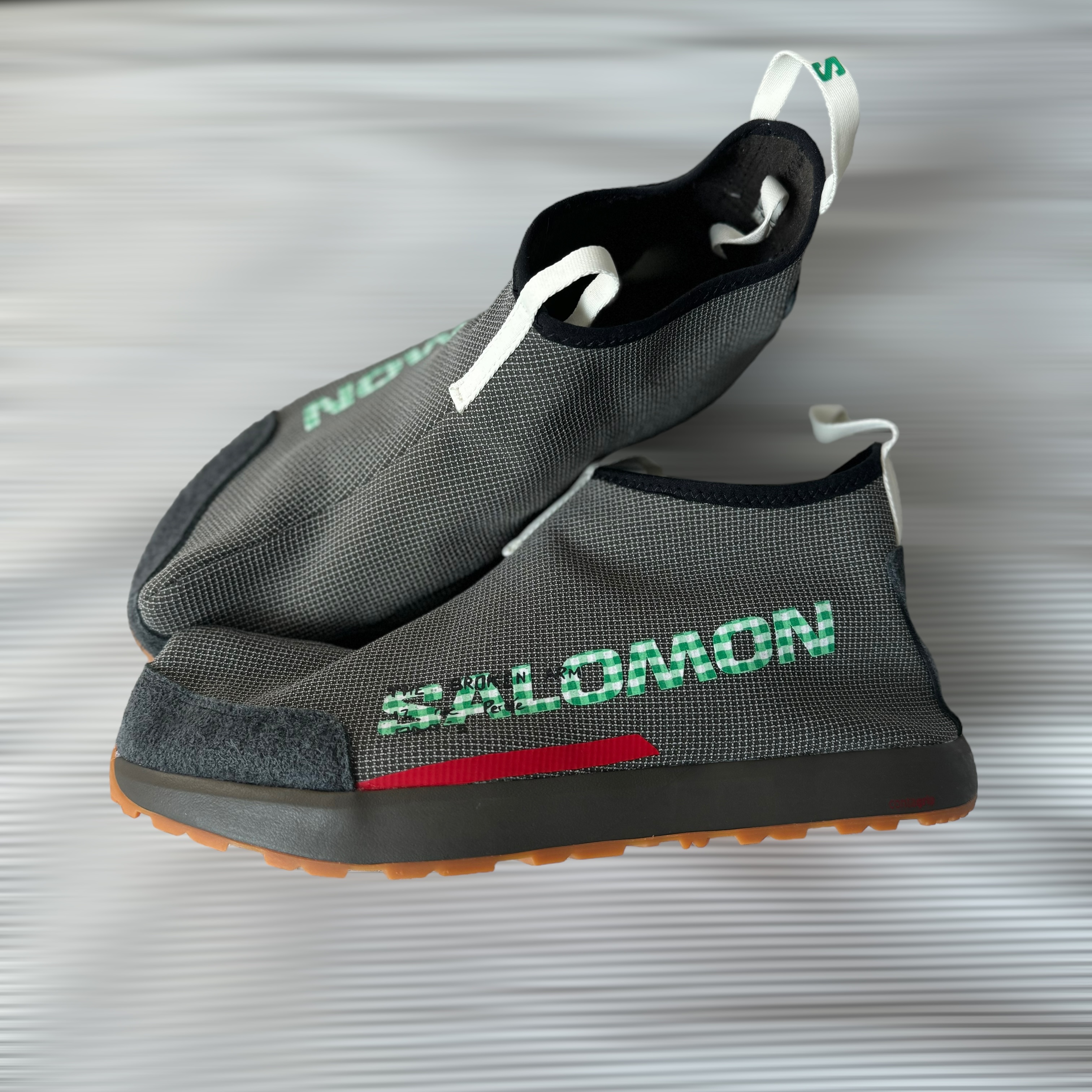 Salomon x The Broken Arm Coverboot Wren Black 착용 스타일 - 2