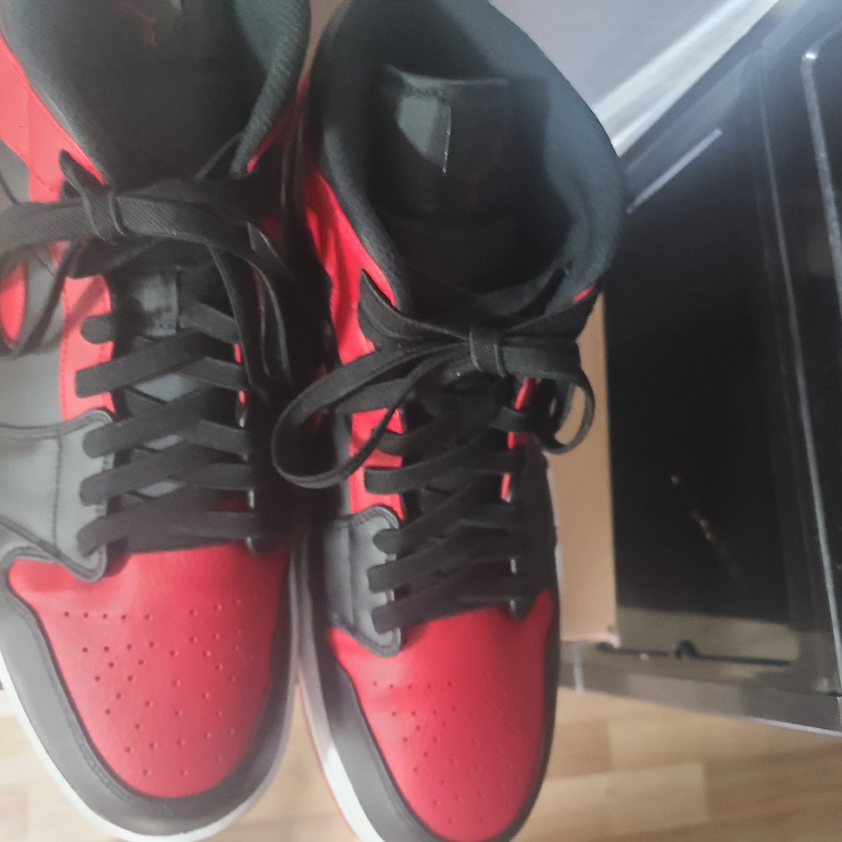 Jordan 1 Mid Bred Banned 2020 착용 스타일