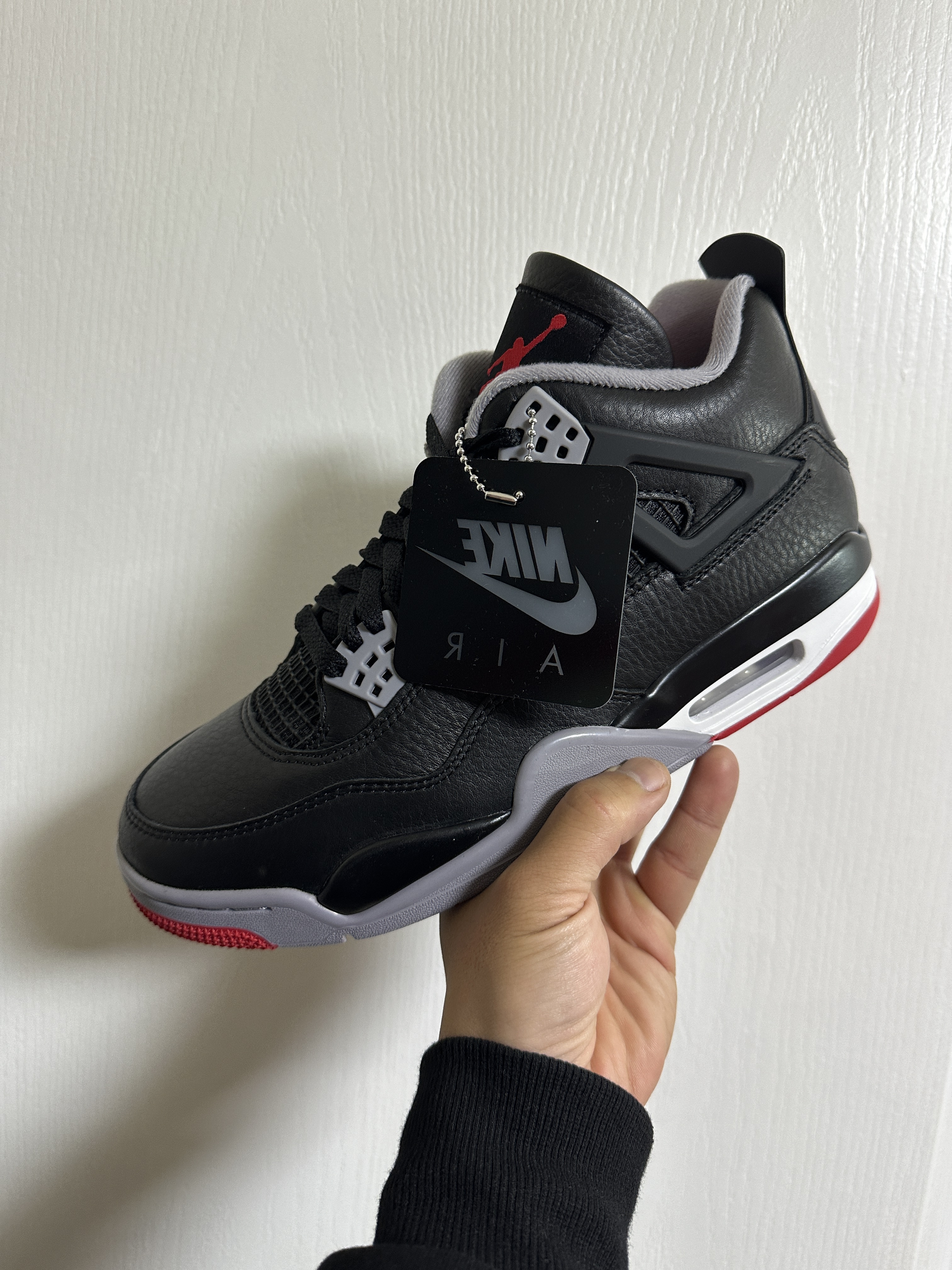 Jordan 4 Retro Bred Reimagined 착용 스타일 - 1