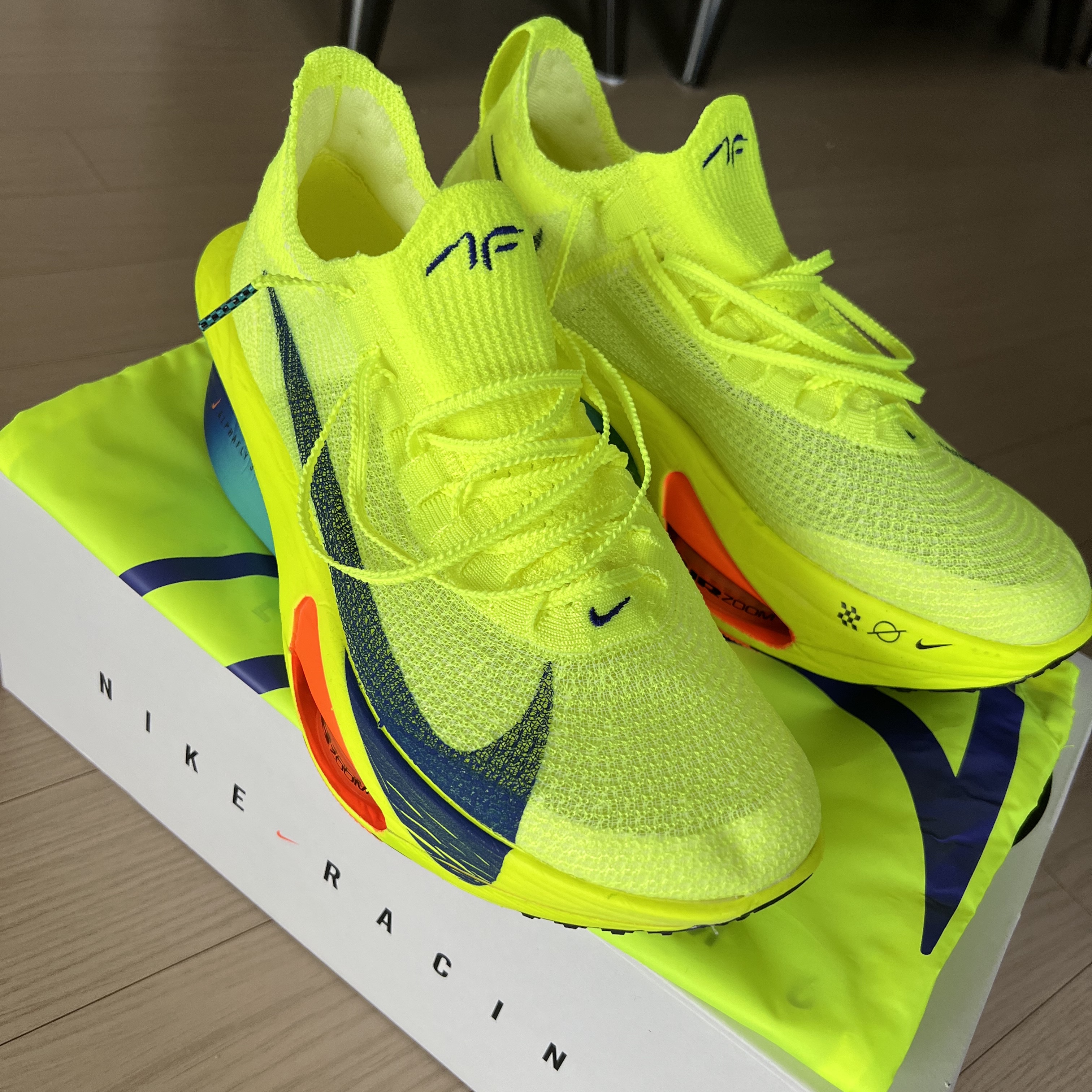 Nike Air Zoom Alphafly Next% 3 Volt 착용 스타일 - 1