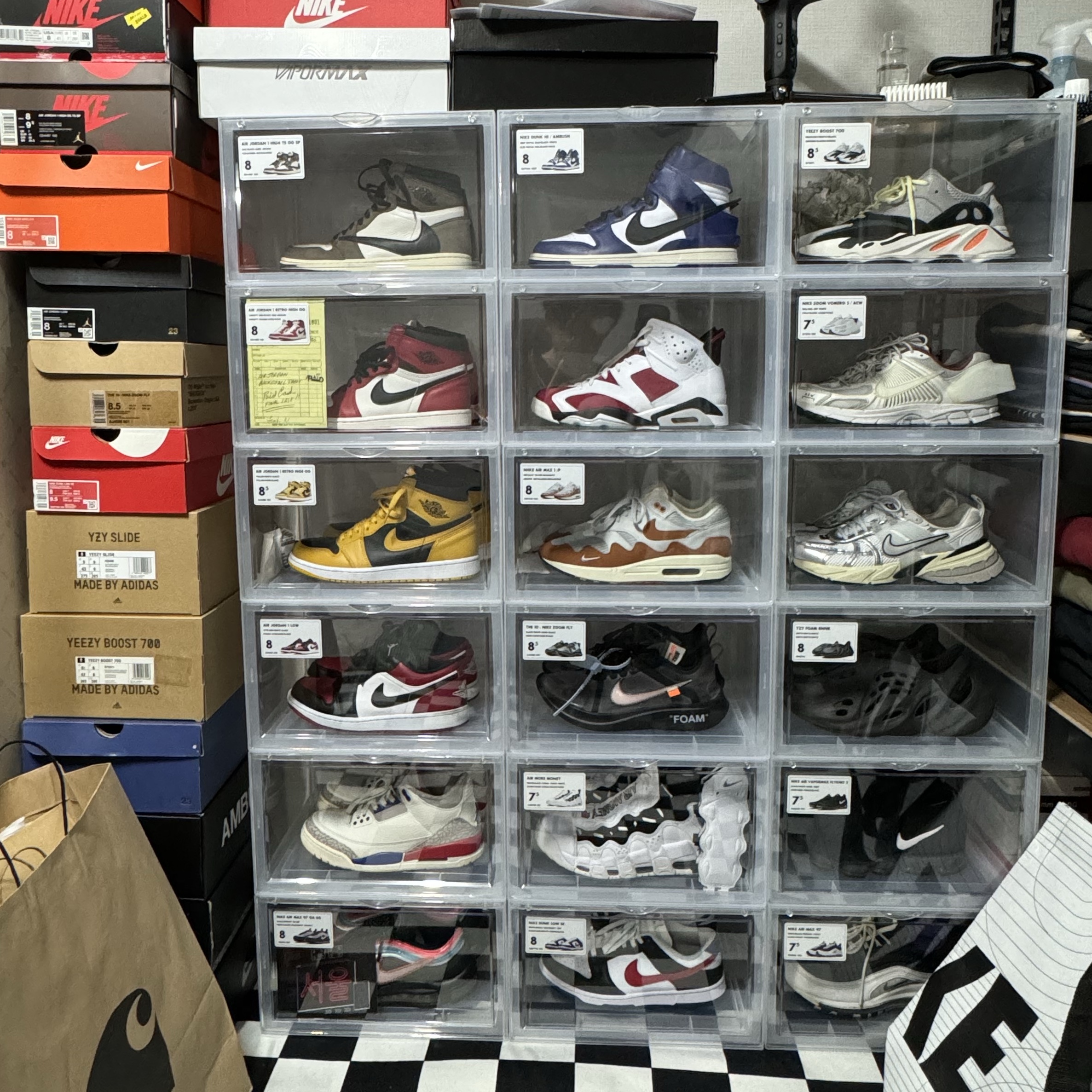Jordan 1 x Travis Scott Retro High OG SP Mocha, Nike x Ambush Dunk High Deep Royal Blue 착용 스타일