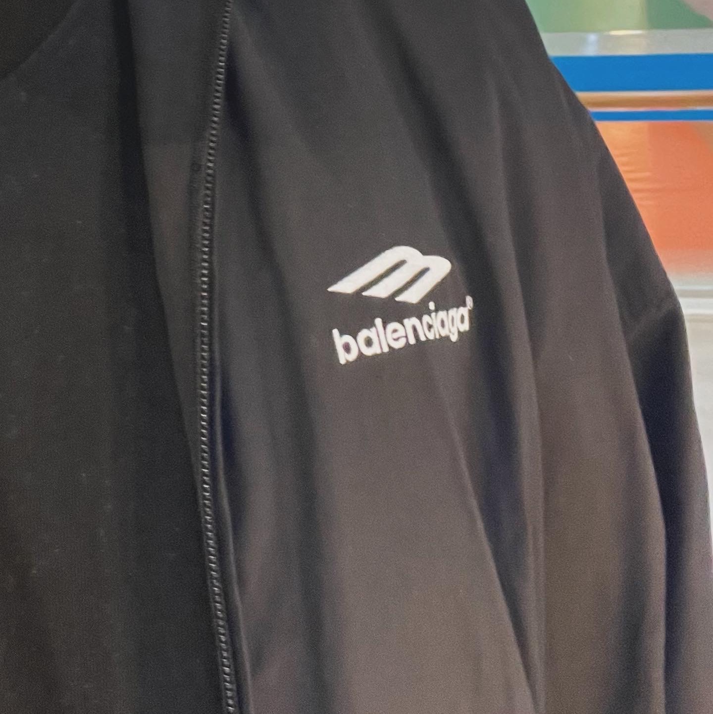 Balenciaga 3XL Sneakers Worn Out Light Beige, Balenciaga Patched Tracksuit Jacket Black 착용 스타일 - 3