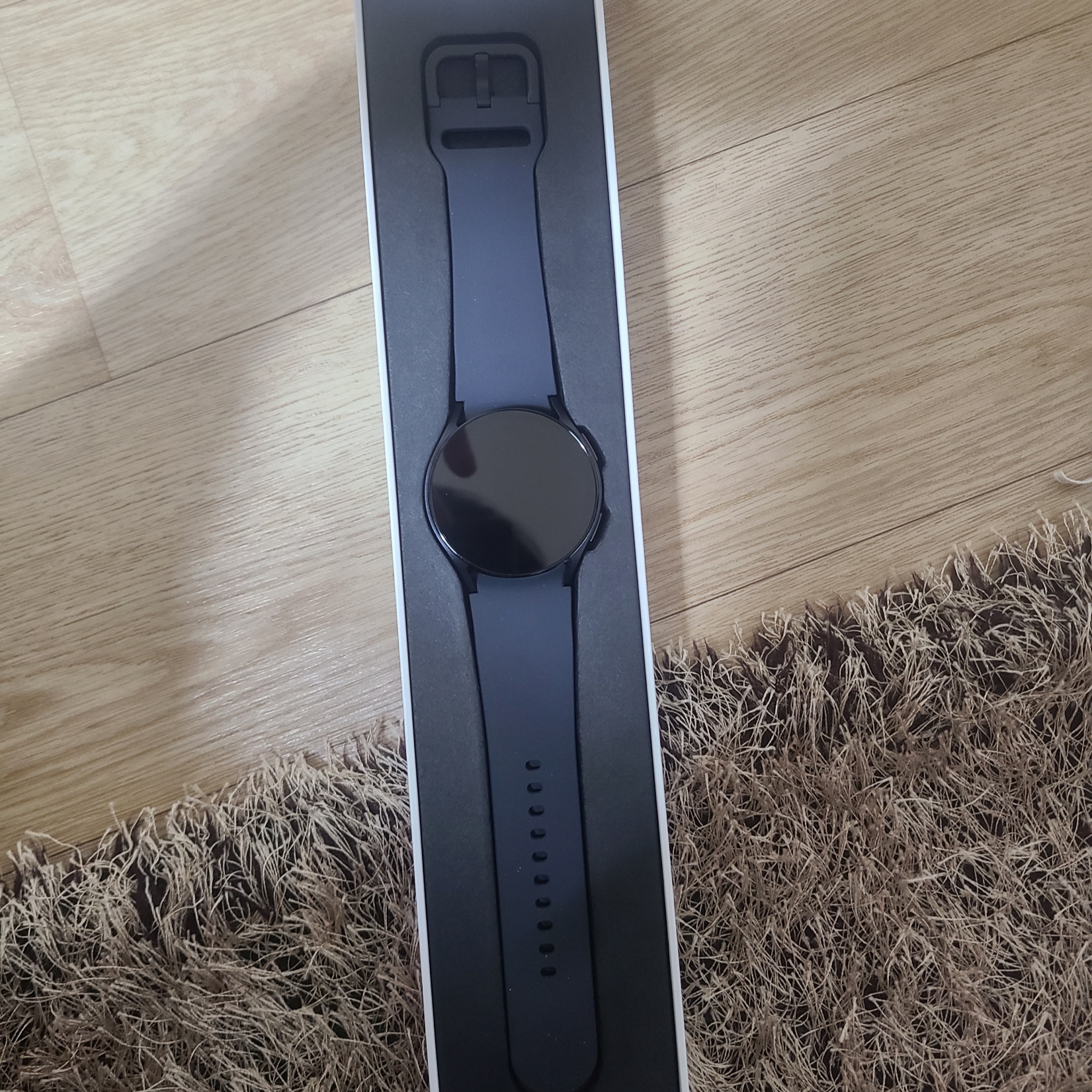 Samsung Galaxy Watch6 40mm Bluetooth Graphite (Korean Ver.) 착용 스타일