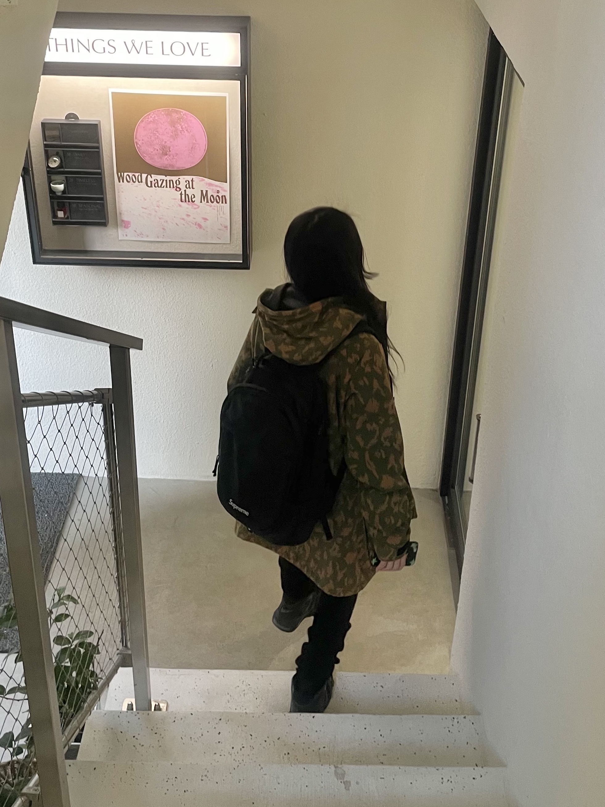 Supreme Backpack Black - 19SS, (GS) Nike Air More Uptempo Black Anthracite 착용 스타일 - 2