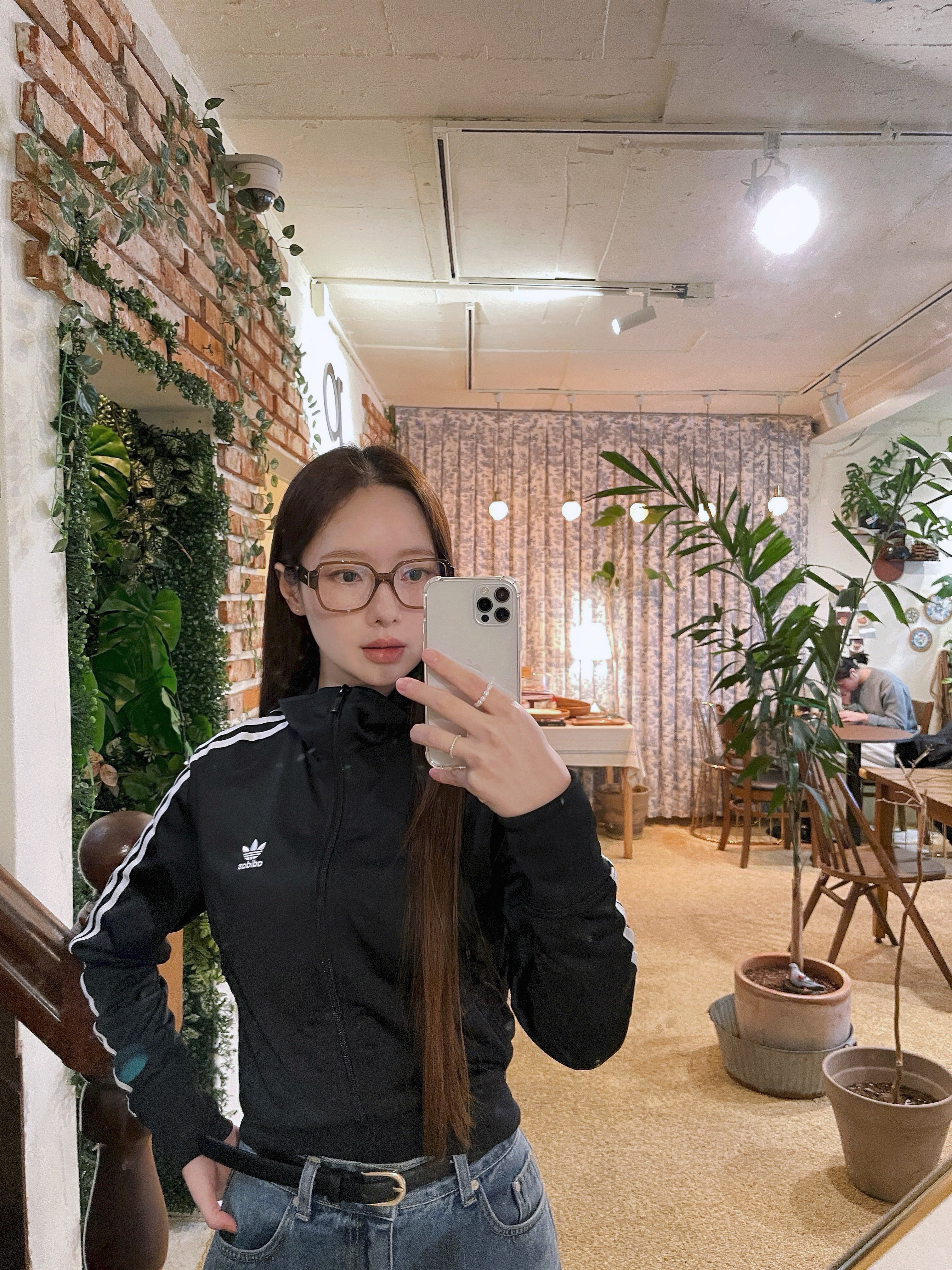(W) Adidas Adicolor Classic Firebird Track Top Black - KR Sizing 착용 스타일