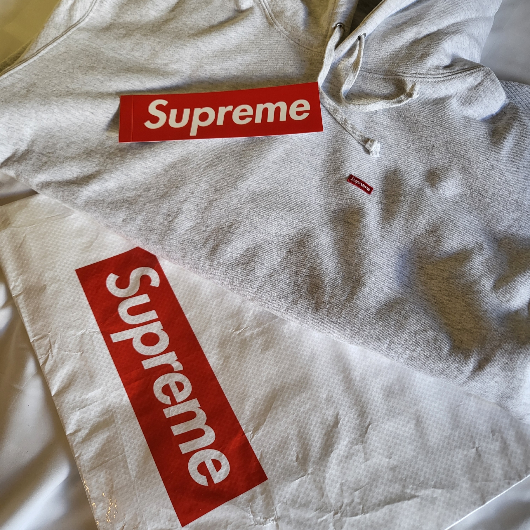 Supreme Small Box Hooded Sweatshirt Ash Grey - 24SS 착용 스타일