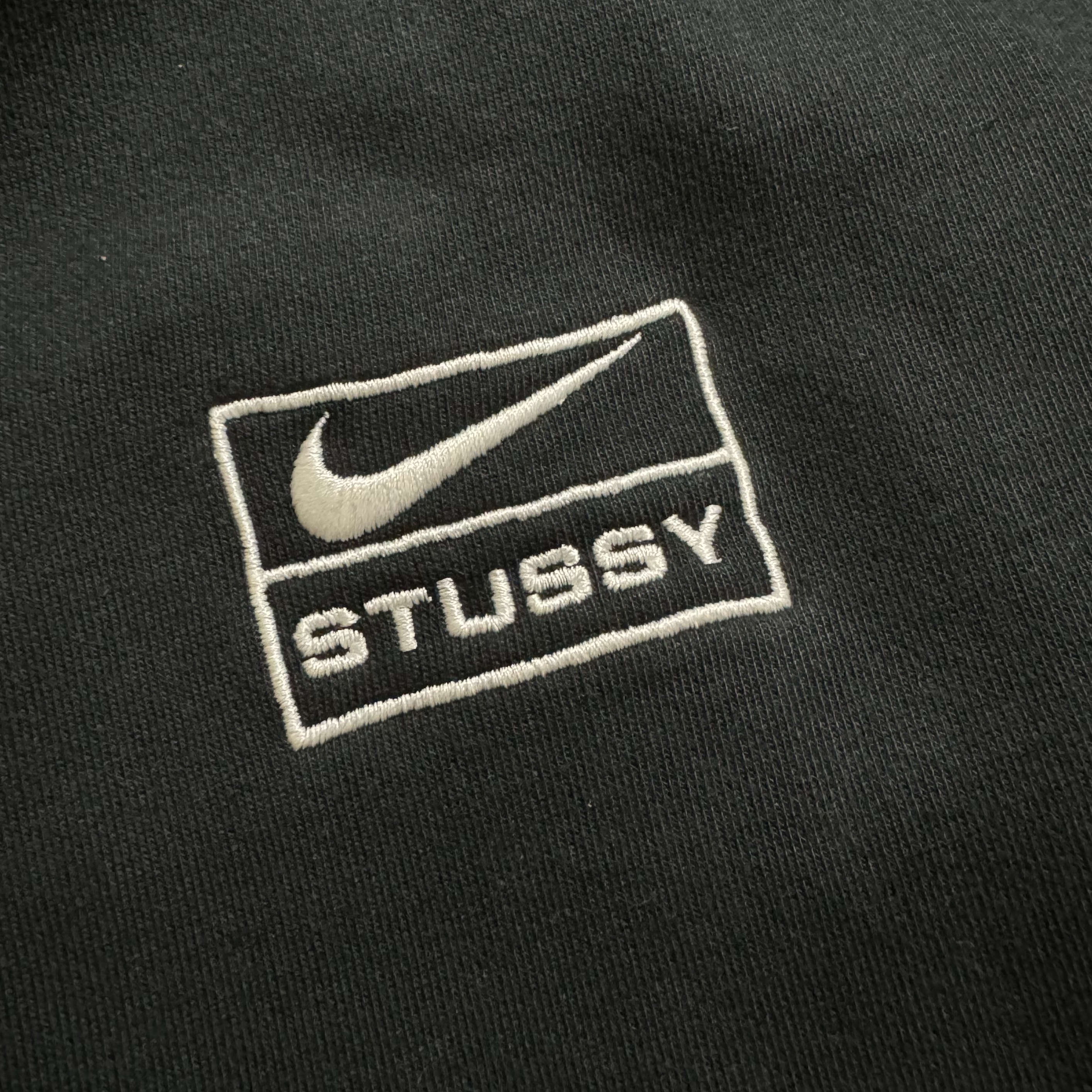 Nike x Stussy NRG Washed Fleece Crewneck Black (DO5310-010) 착용 스타일