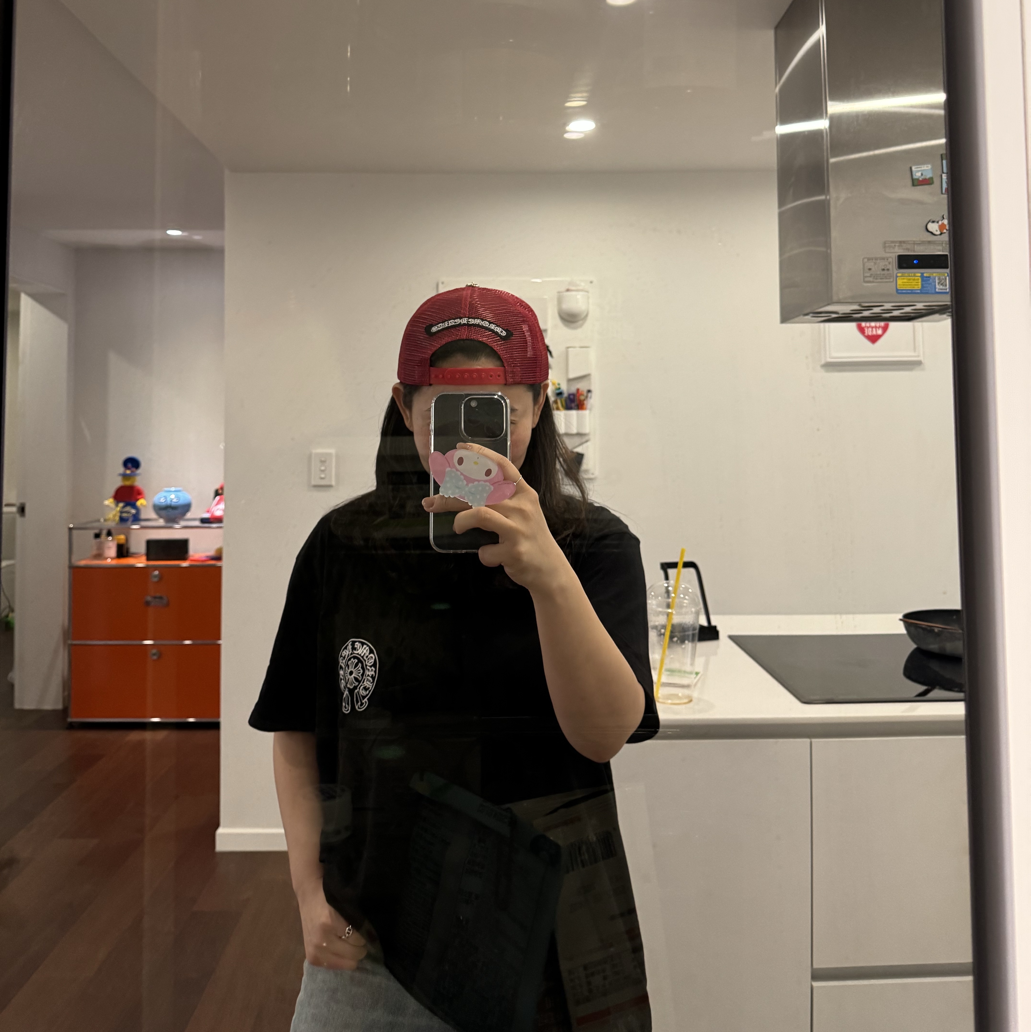 Chrome Hearts Horseshoe Logo T-Shirt Black - Seoul Exclusive, Chrome Hearts King Taco Foam Front Mesh Trucker Hat Red 착용 스타일 - 1