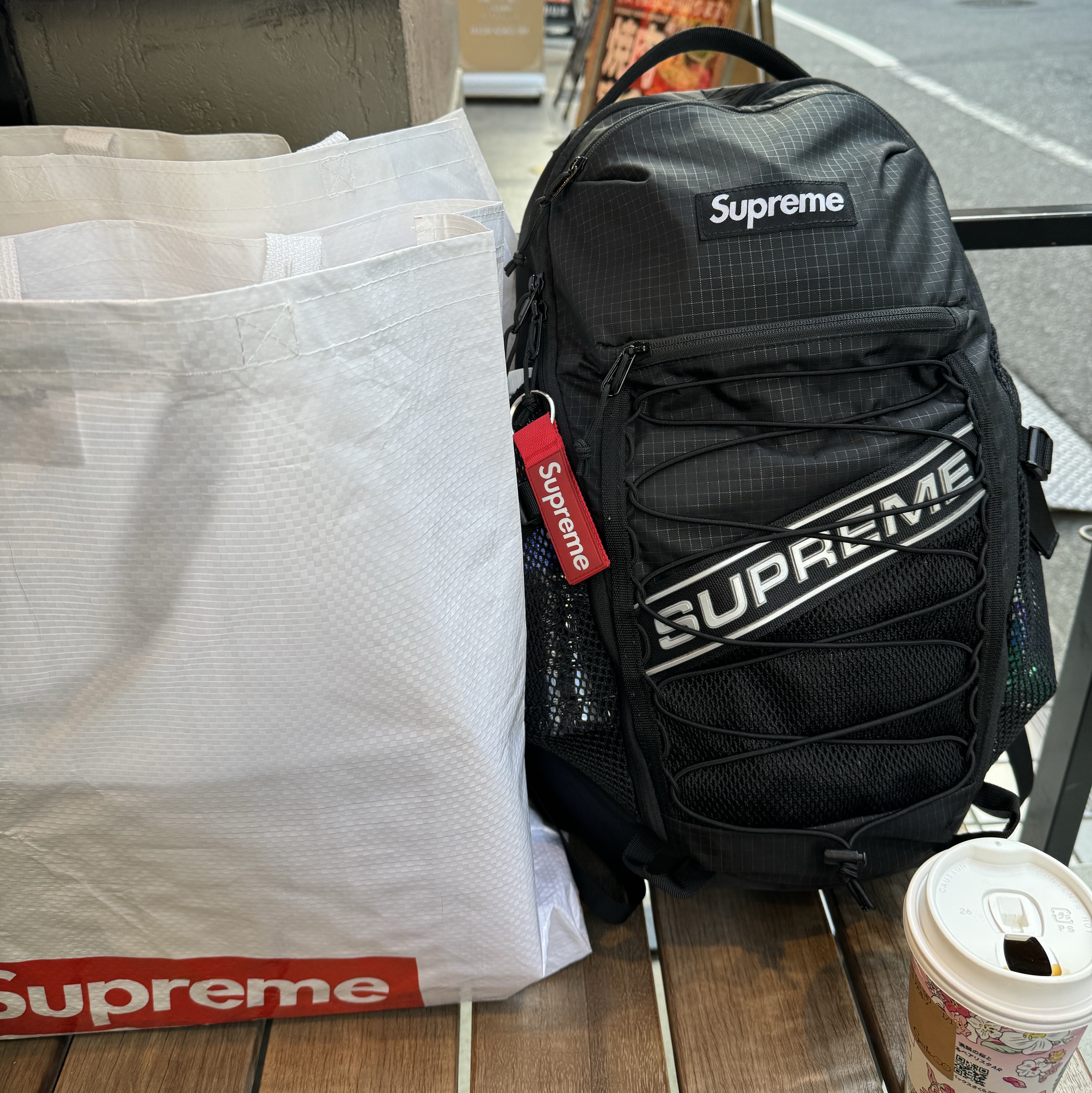 Supreme Gore-Tex Anorak Black - 24SS, Nike x Stussy NRG Washed Fleece Pants Black (DO5296-010) 착용 스타일 - 3