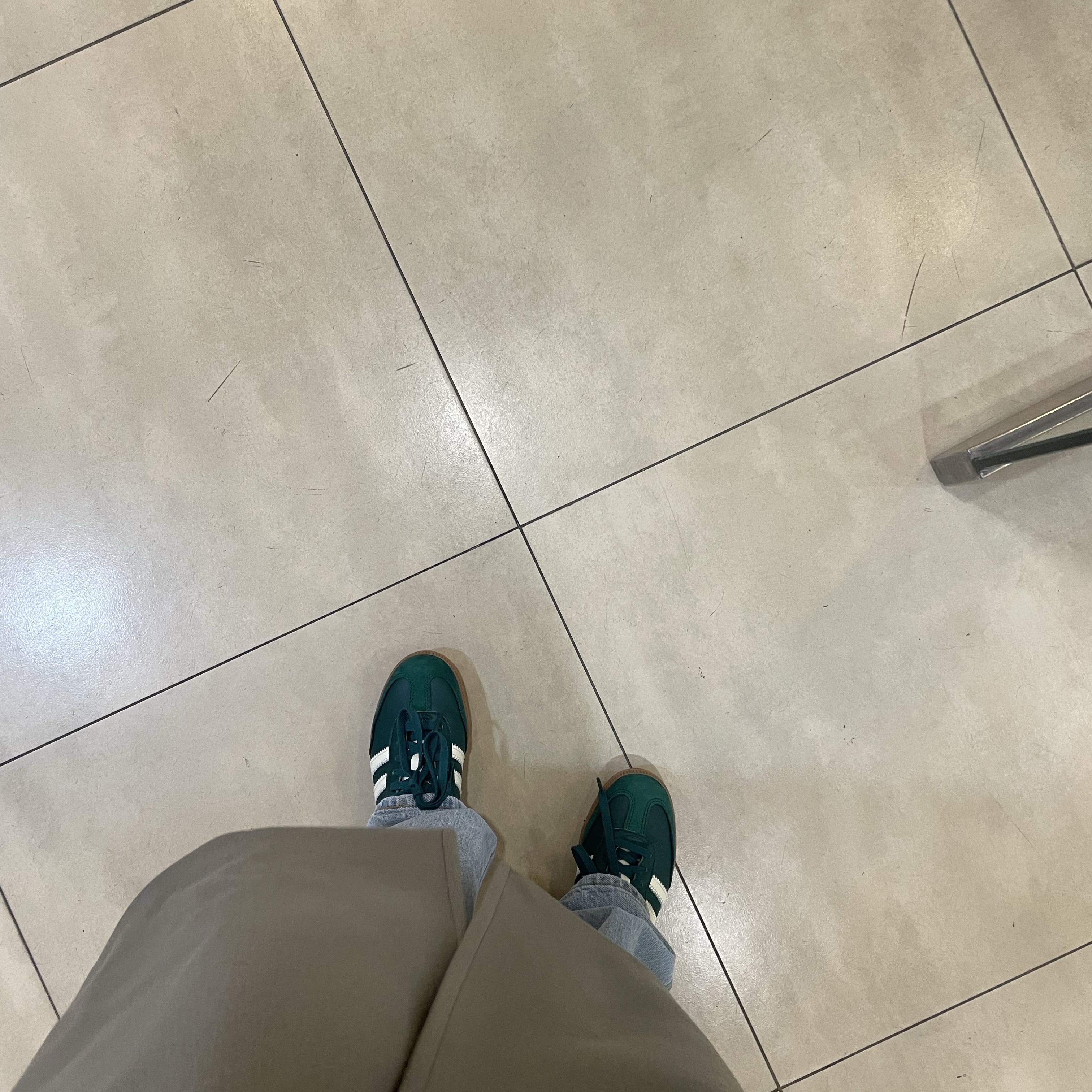 (W) Adidas Samba OG Collegiate Green Cream White 착용 스타일 - 2