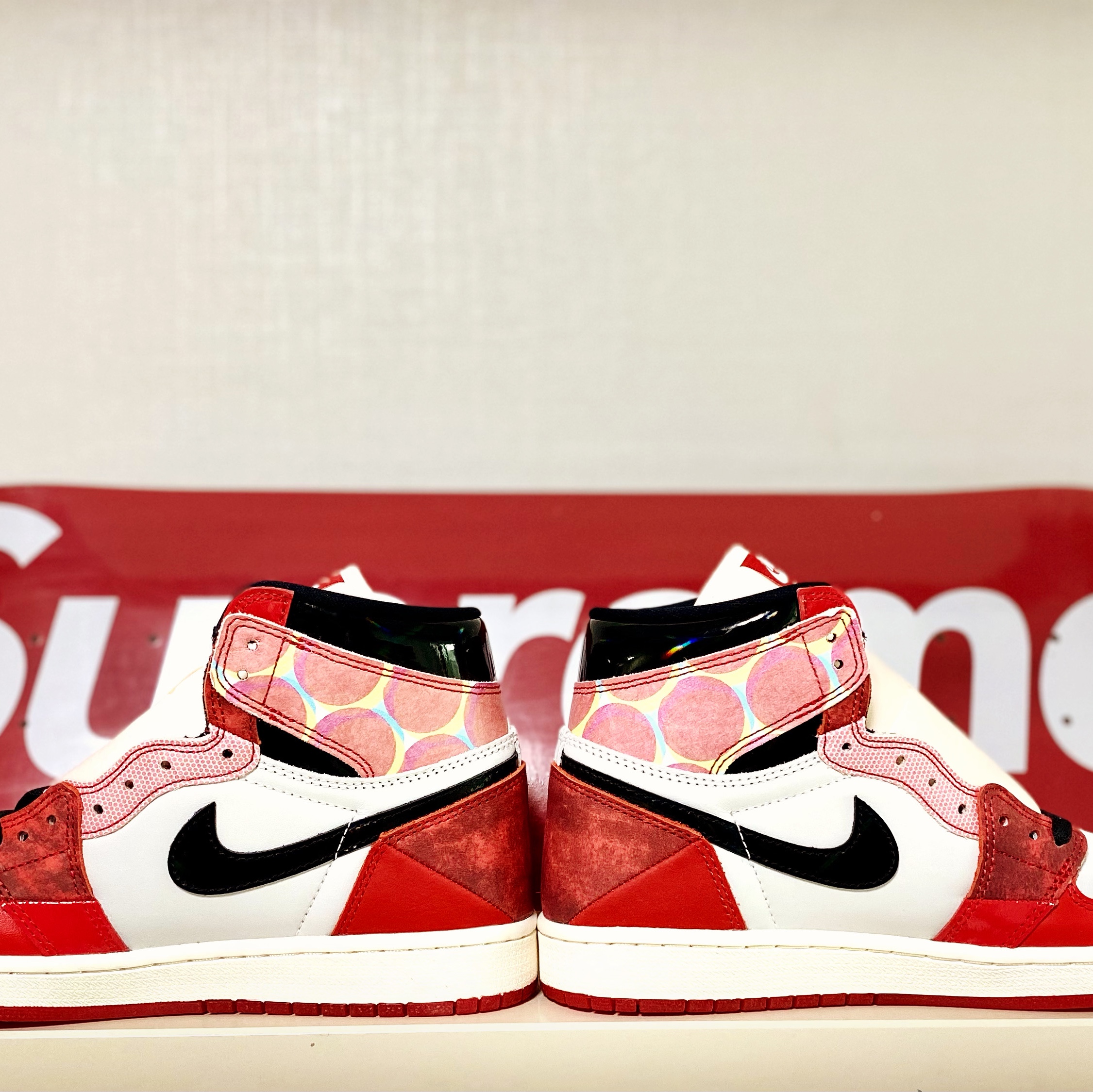 Jordan 1 Retro High Spider-Man Next Chapter 착용 스타일
