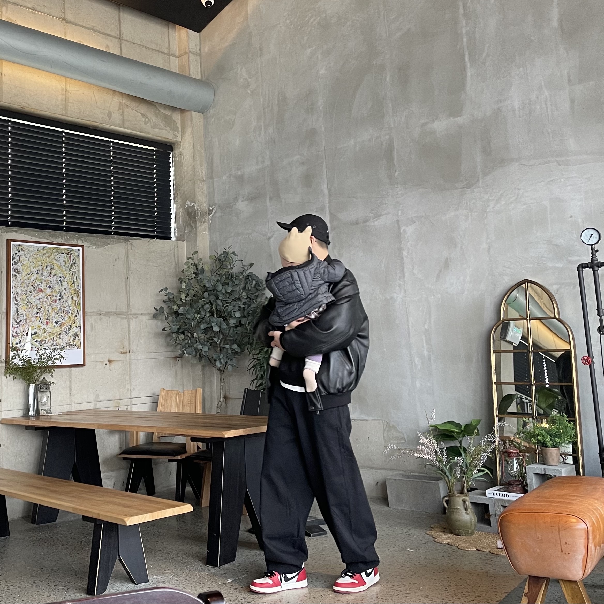 Jordan 1 Retro High OG Chicago 2022, Supreme Military Camp Cap Black - 23FW 착용 스타일