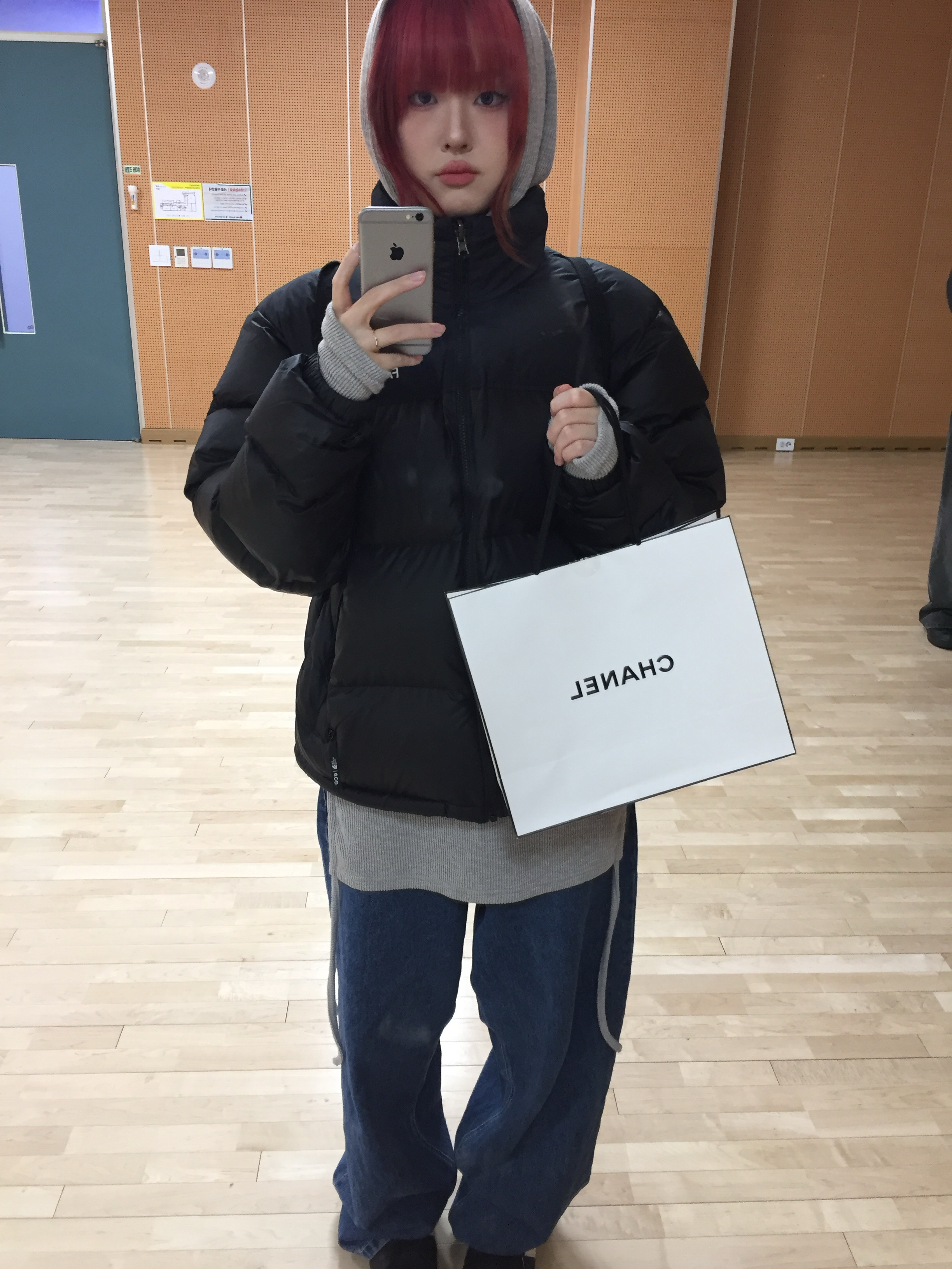 The North Face 1996 Eco Nuptse Jacket Black 착용 스타일