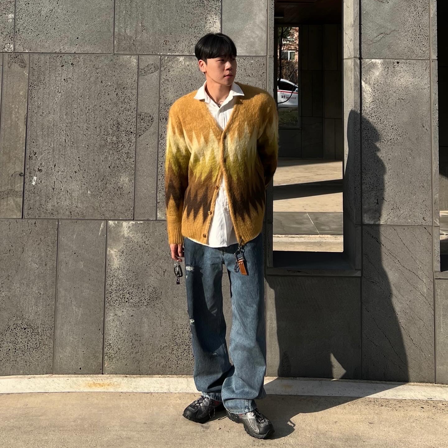 Needles Mohair Cardigan Zigzag Taupe, New Balance 503 Black 착용 스타일