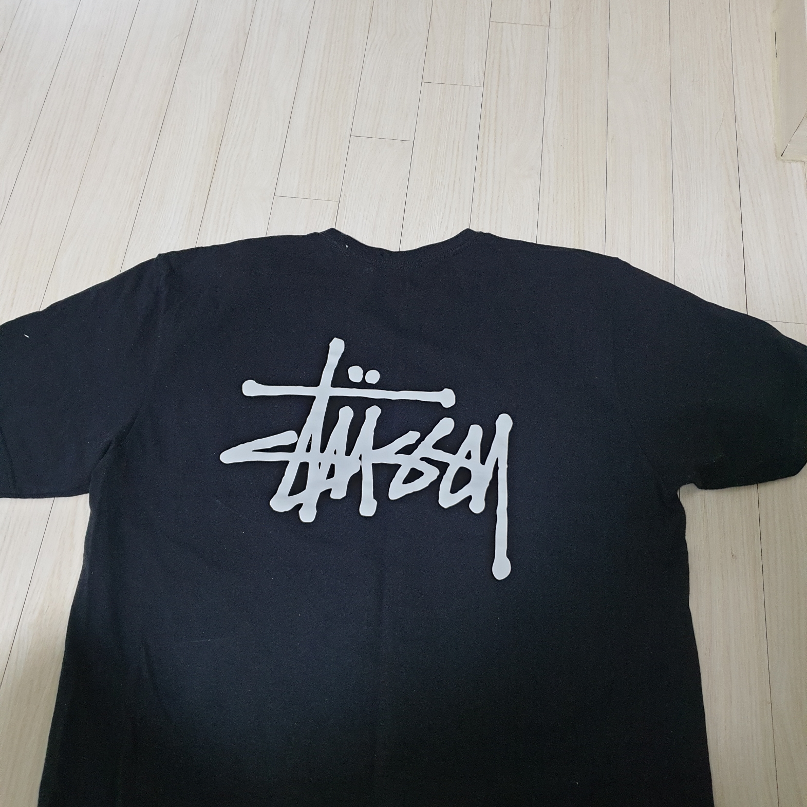Stussy Basic Stussy T-Shirt Black 2023 착용 스타일 - 1