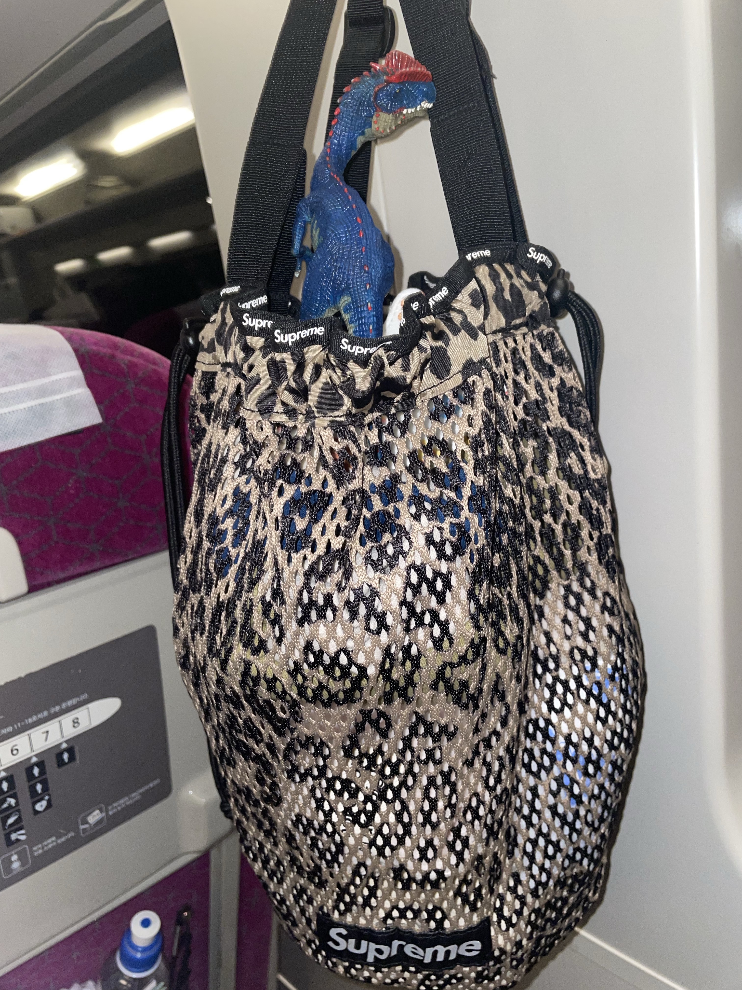 Supreme Mesh Small Backpack Leopard - 23SS 착용 스타일 - 1